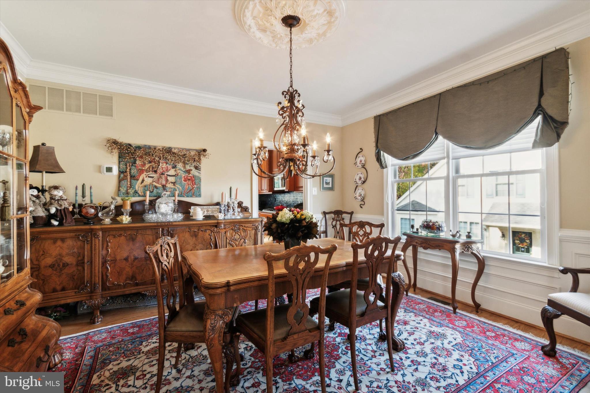 CHERRY CREEK - Residential