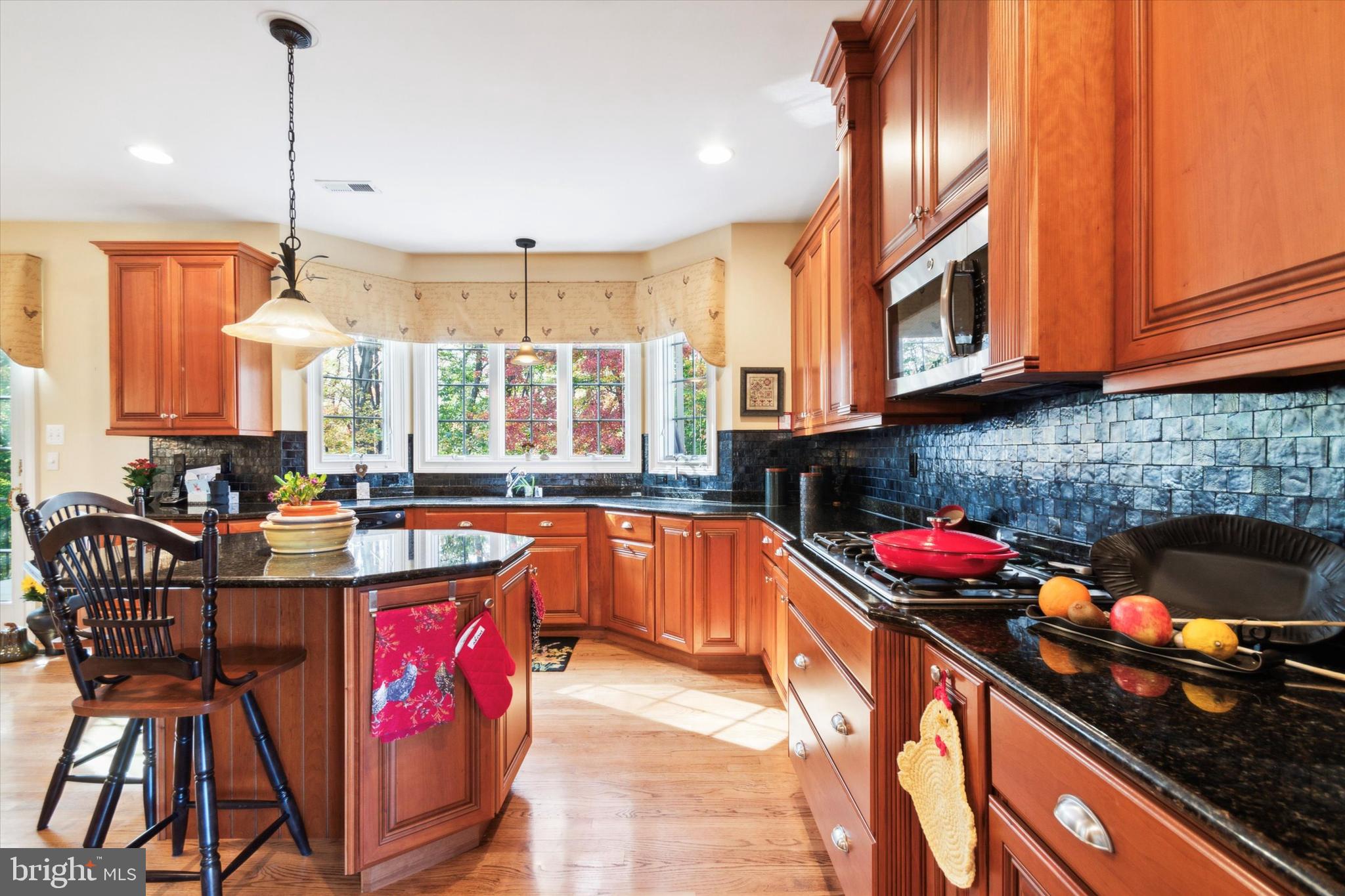 CHERRY CREEK - Residential