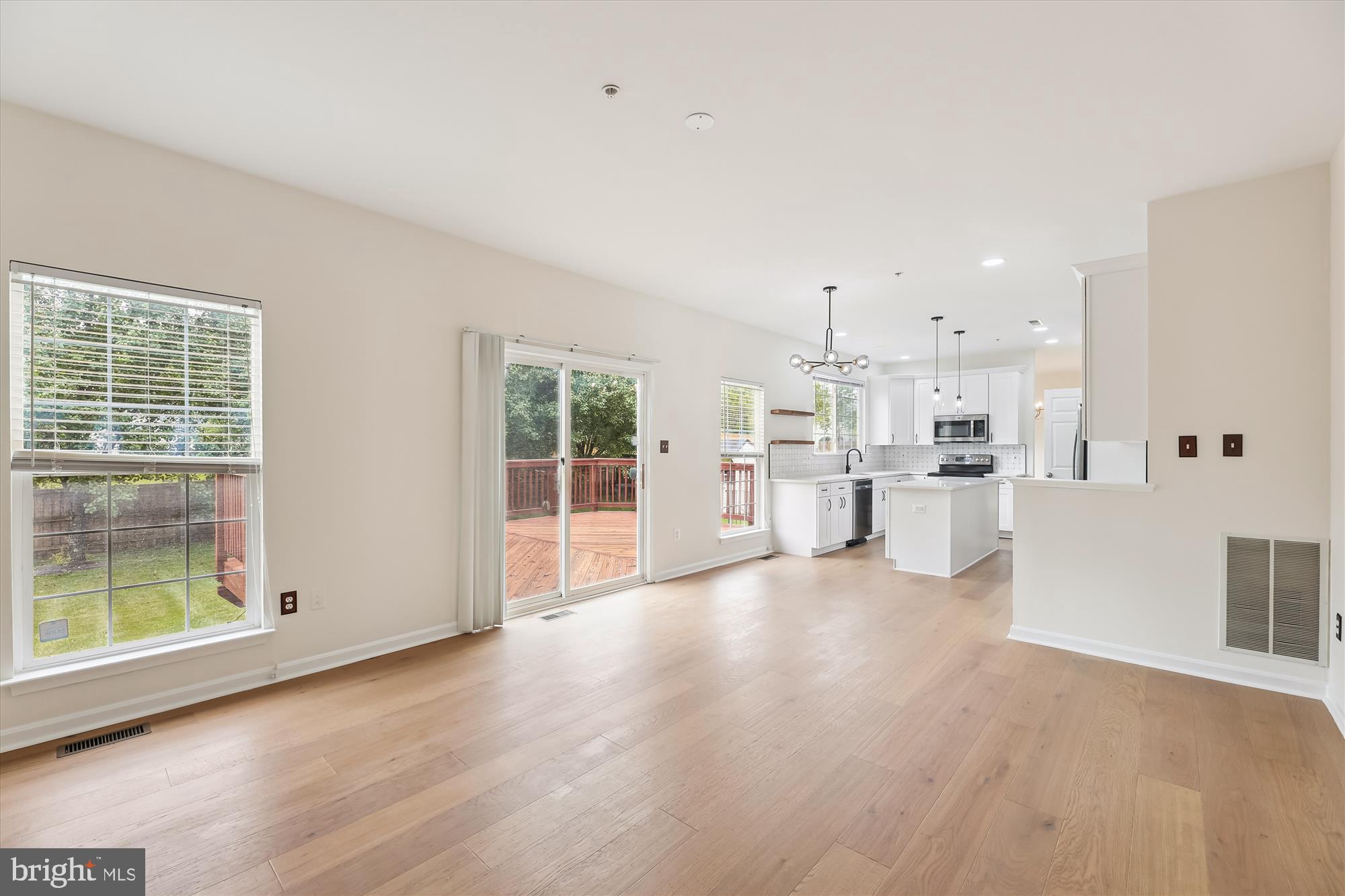 SADDLEBROOK - Residential