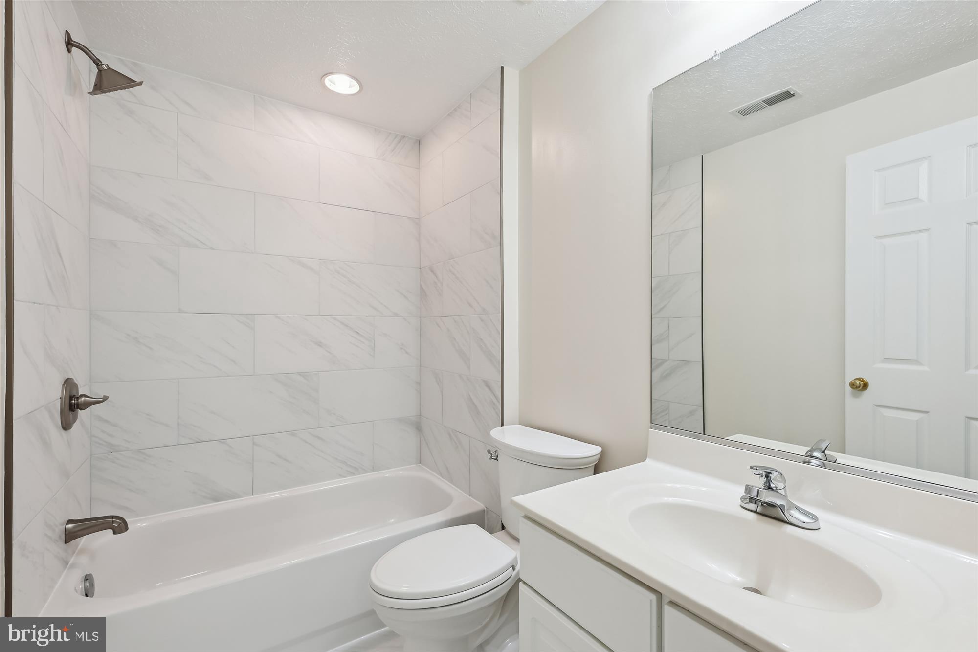 SADDLEBROOK - Residential