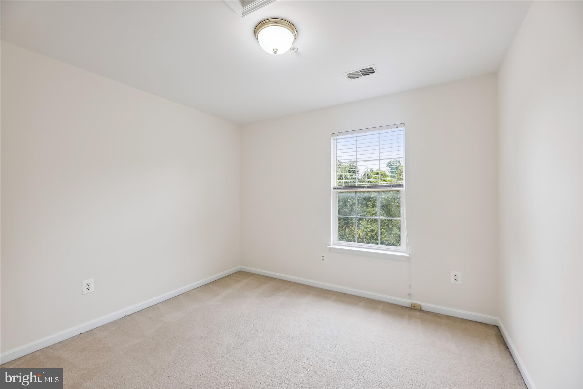 SADDLEBROOK - Residential