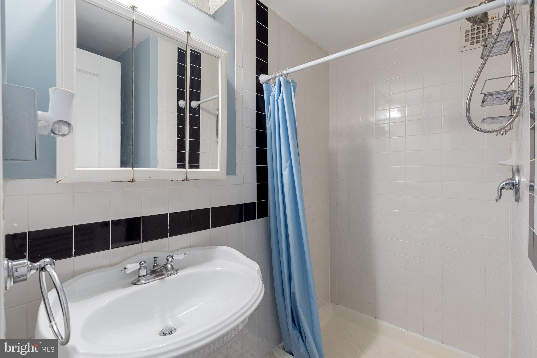 CENTER CITY - Residential