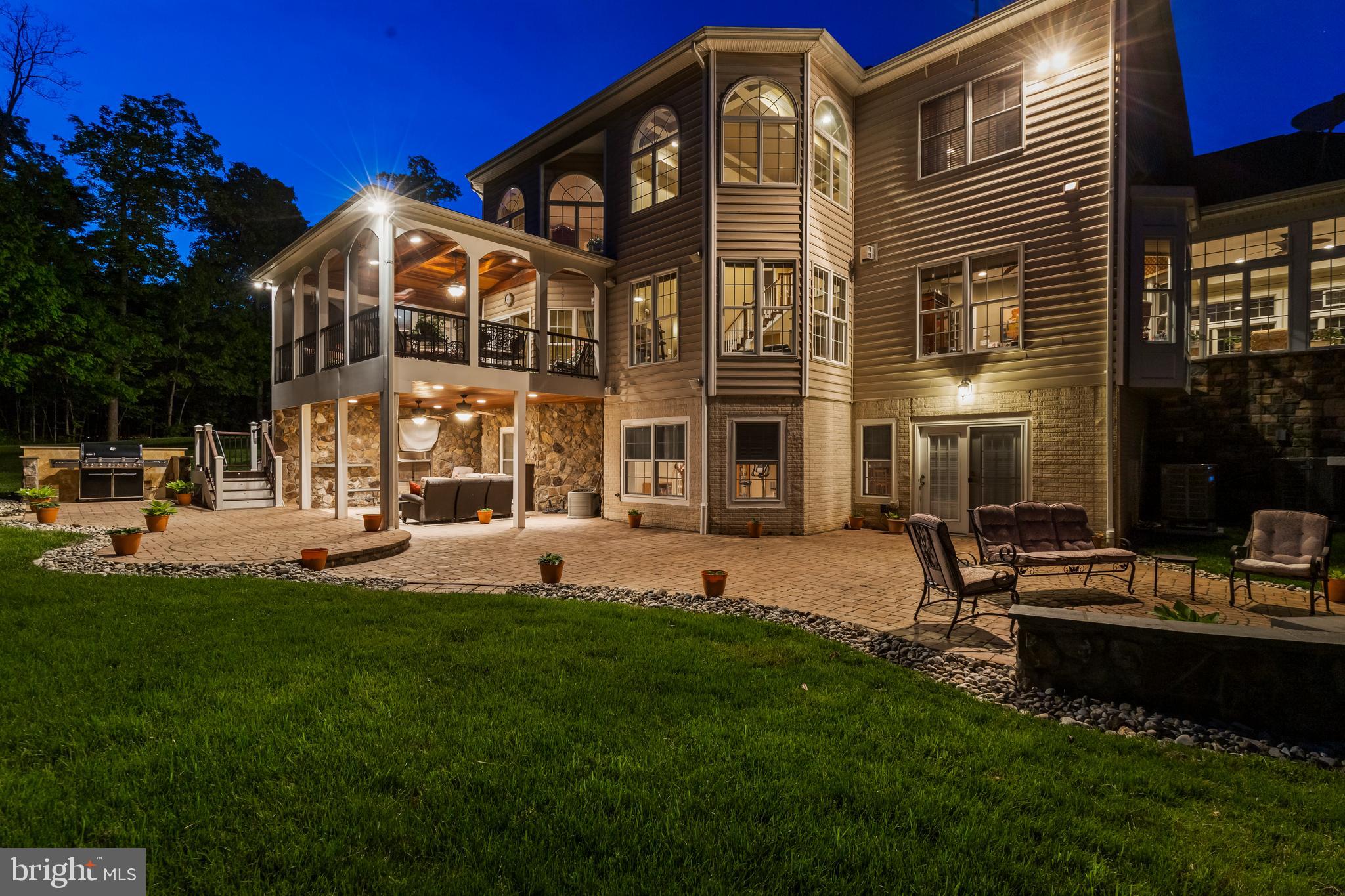 CEDAR CREST - Residential