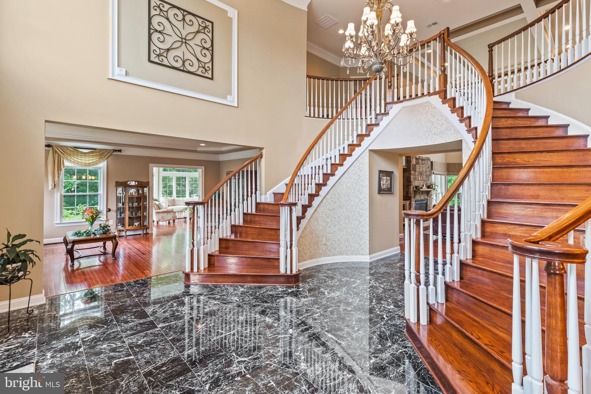 CEDAR CREST - Residential