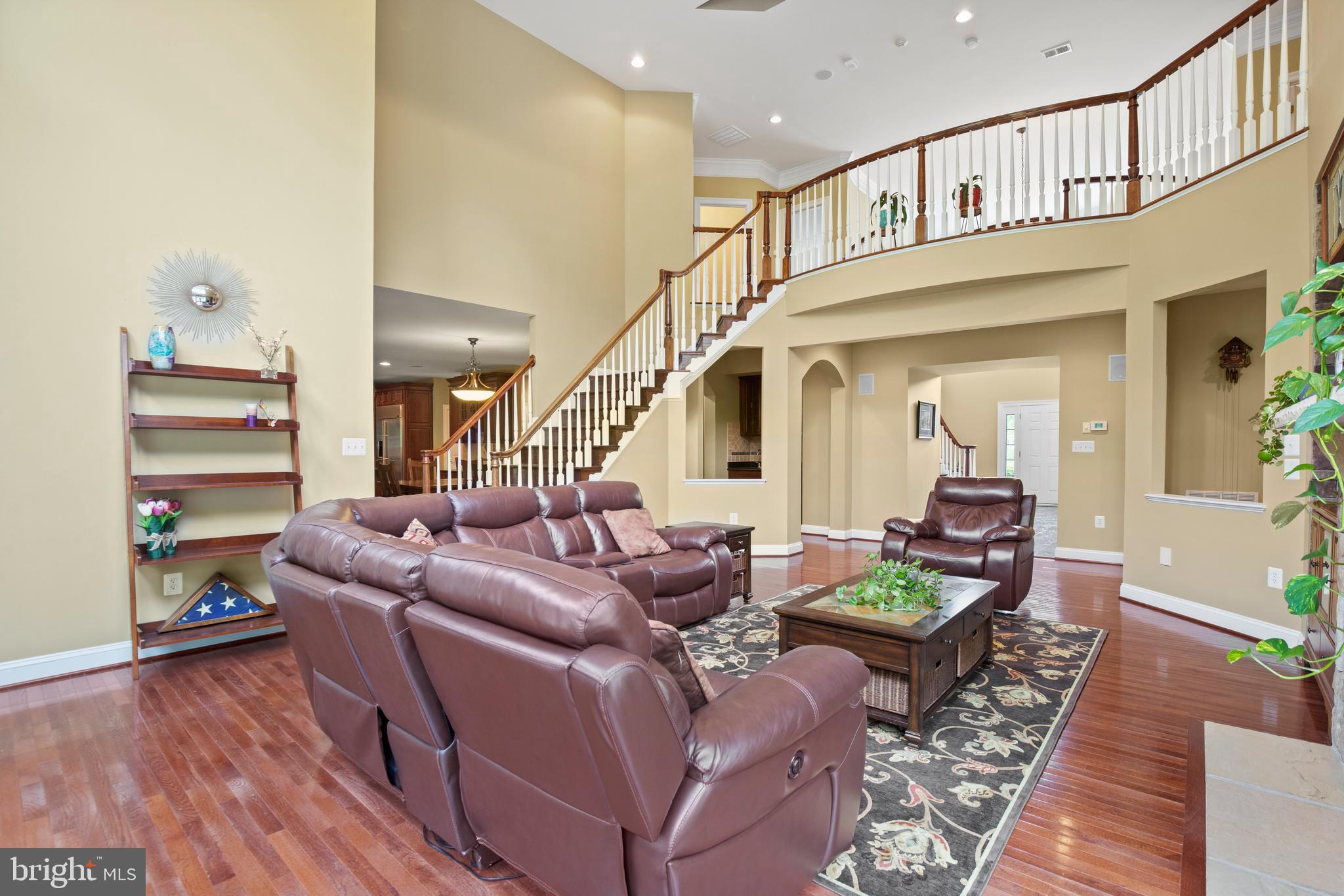 CEDAR CREST - Residential