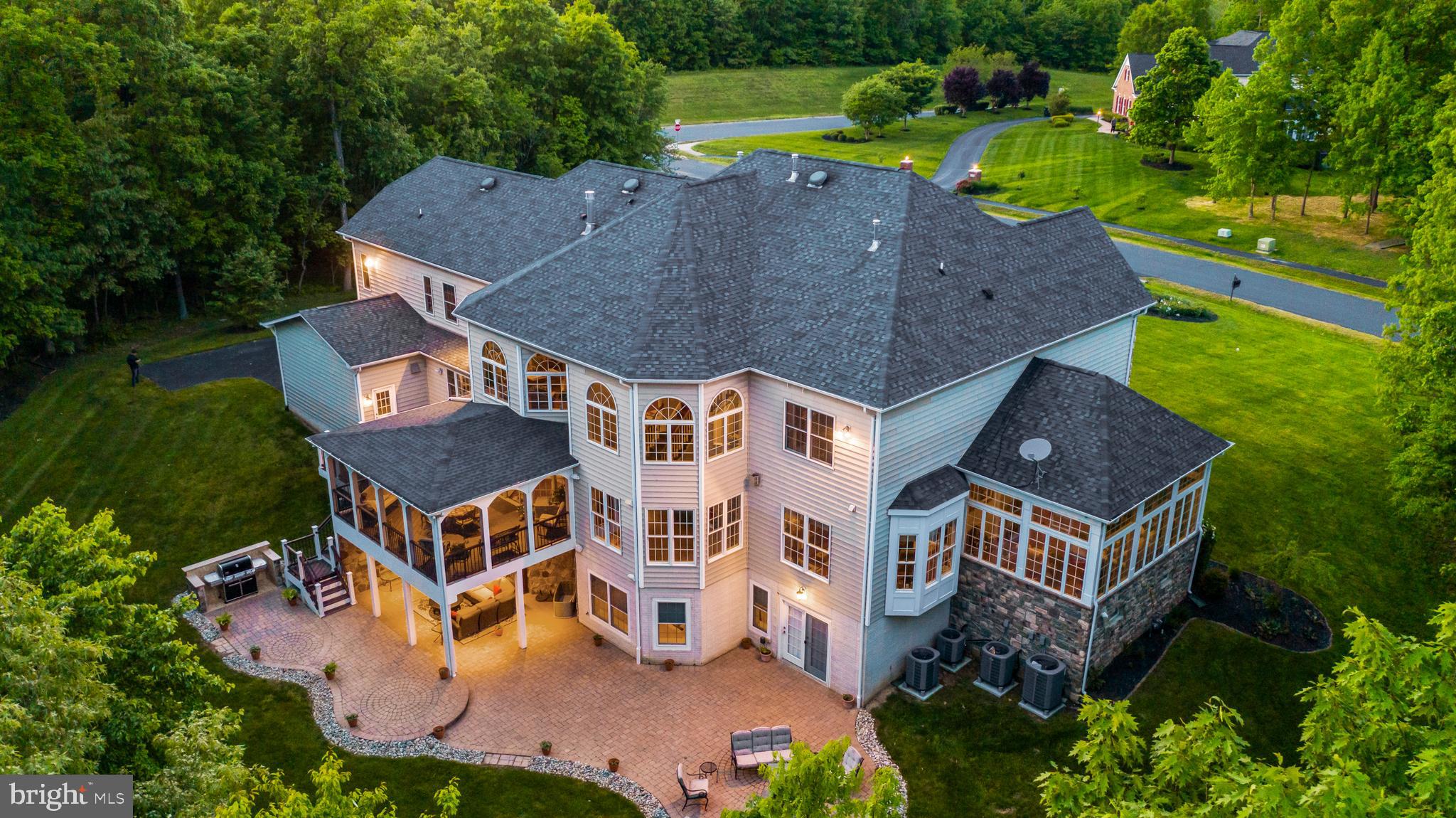 CEDAR CREST - Residential