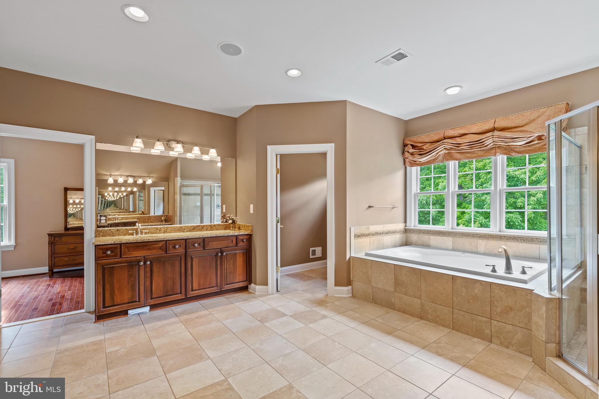 CEDAR CREST - Residential