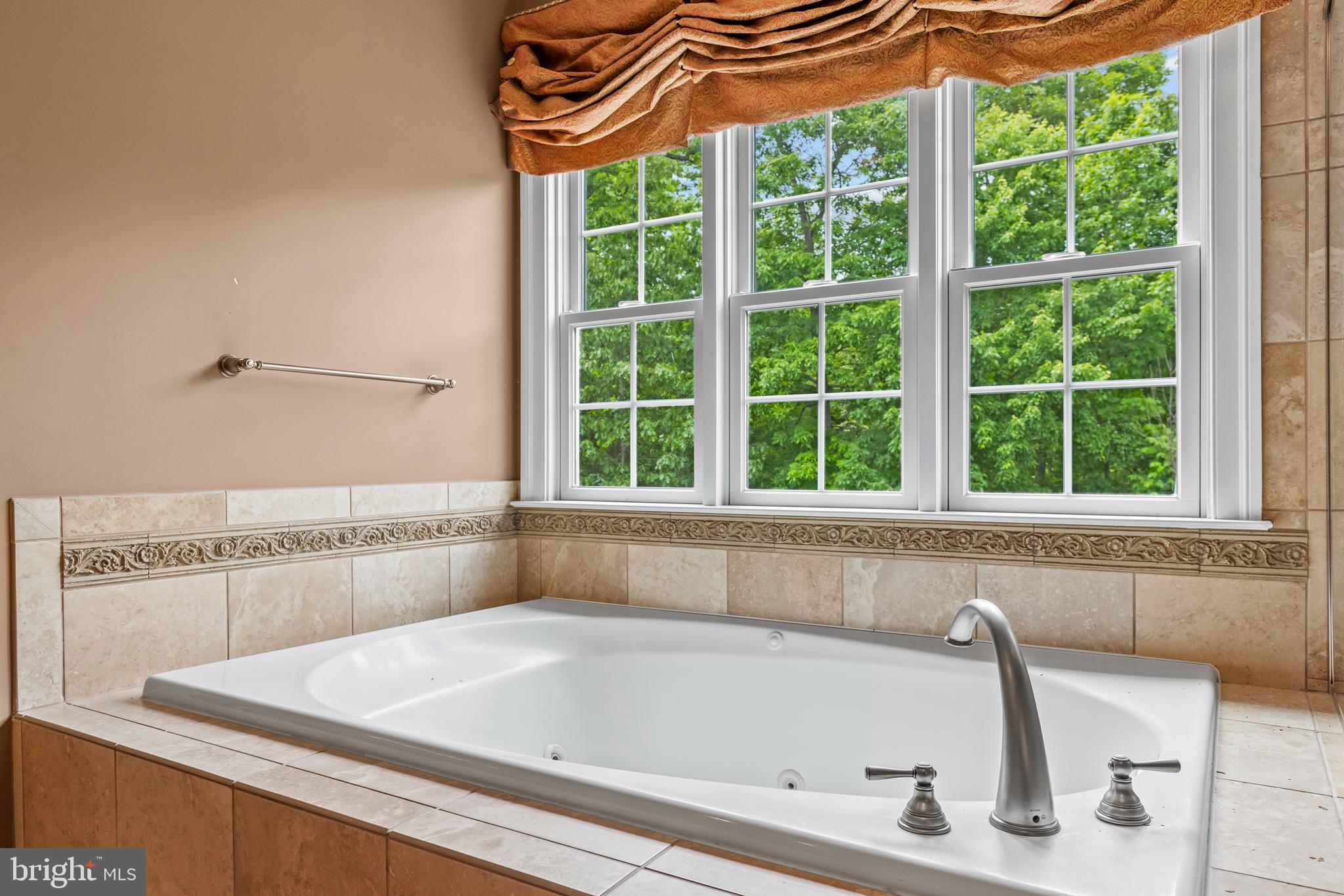 CEDAR CREST - Residential