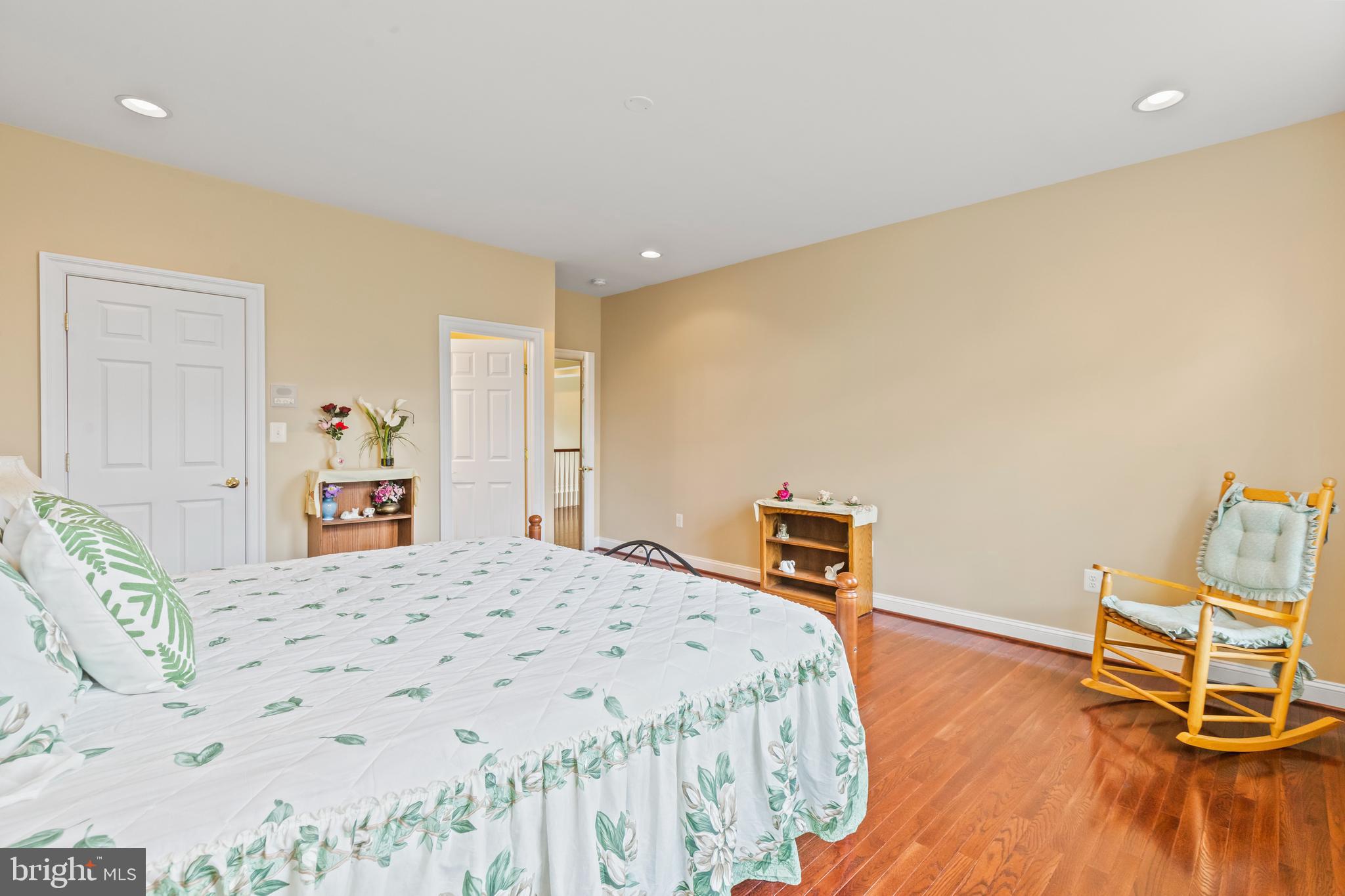 CEDAR CREST - Residential