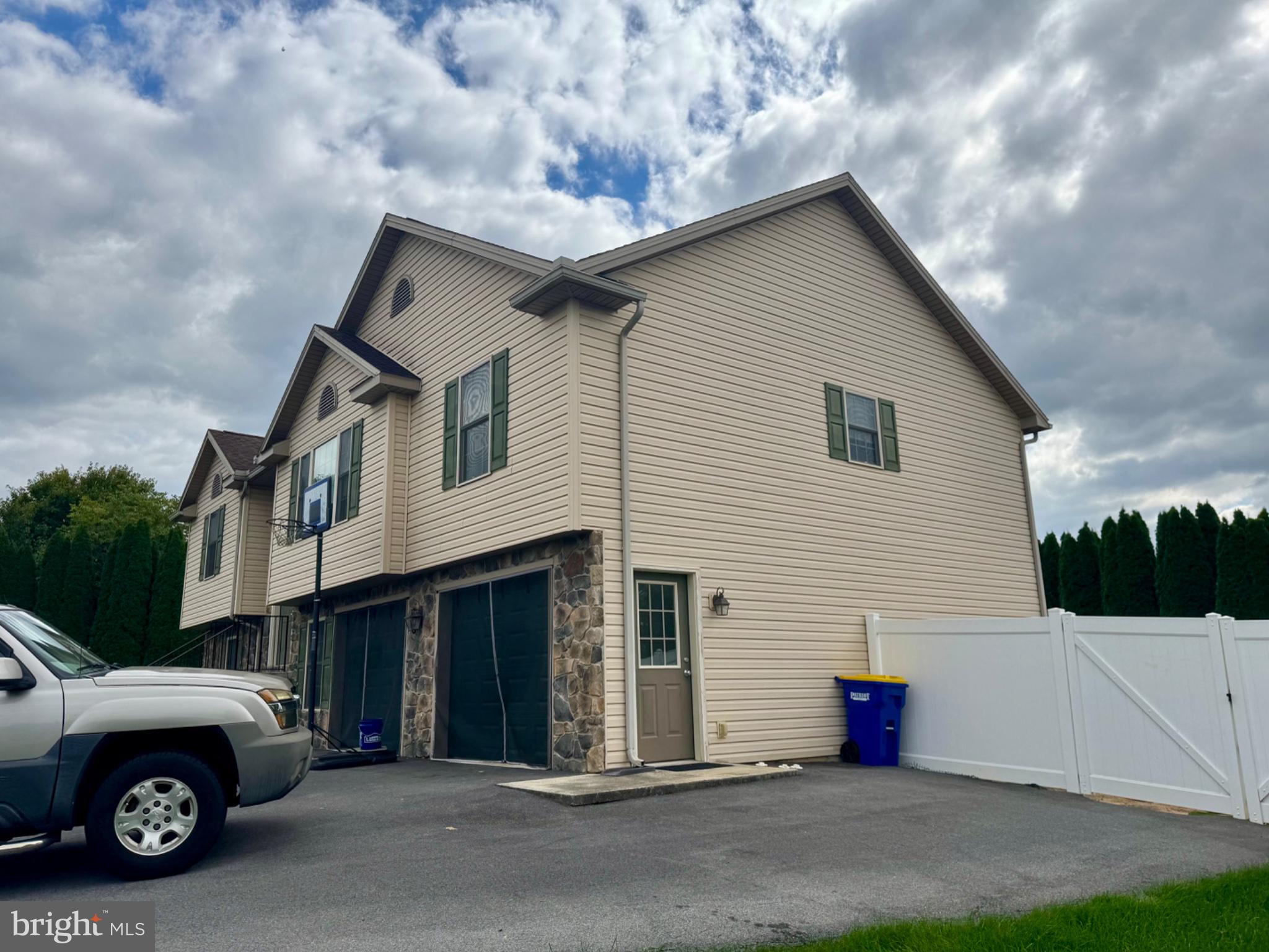 203 GRAYSON CIRCLE
