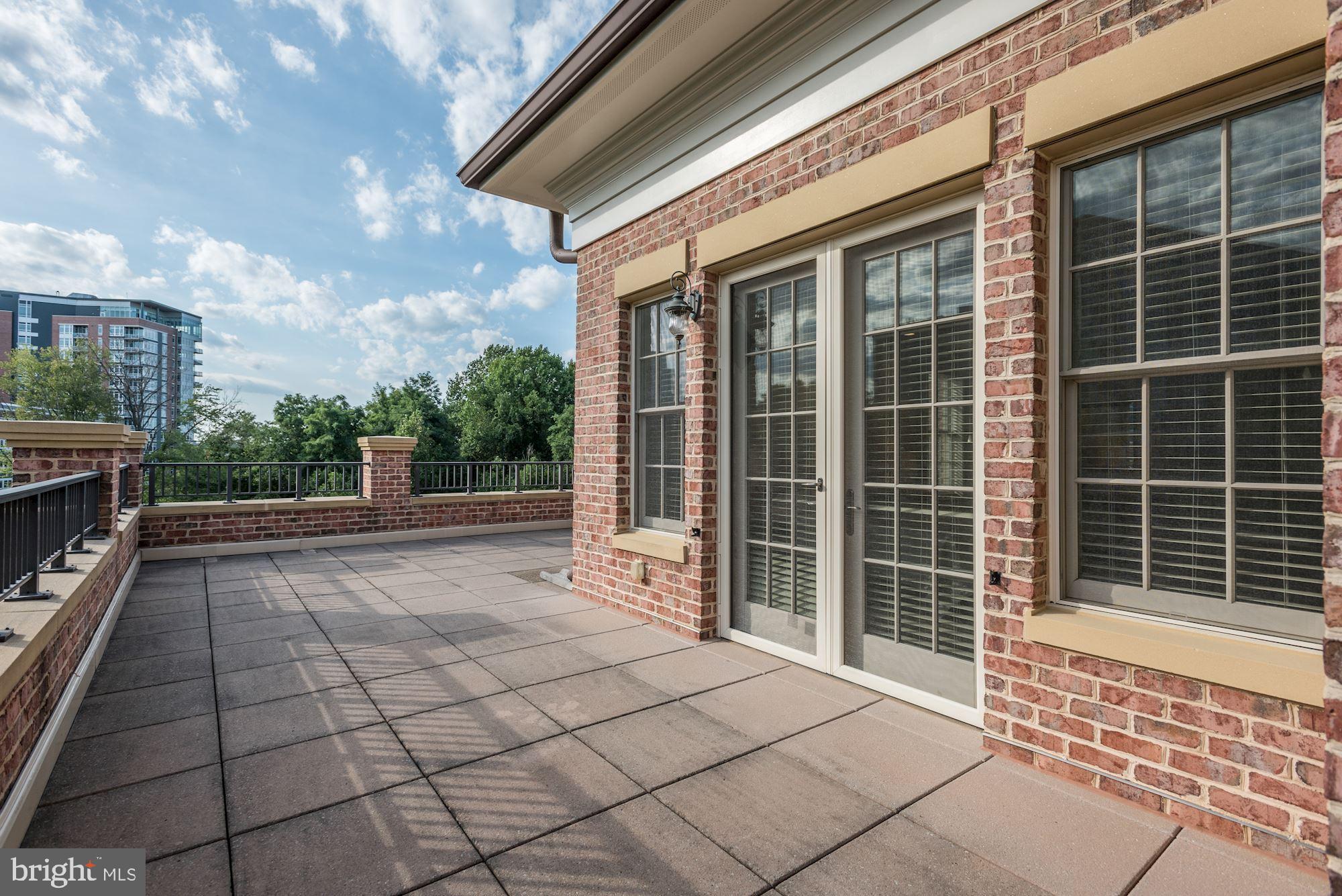 MORGAN AT MCLEAN - Residential