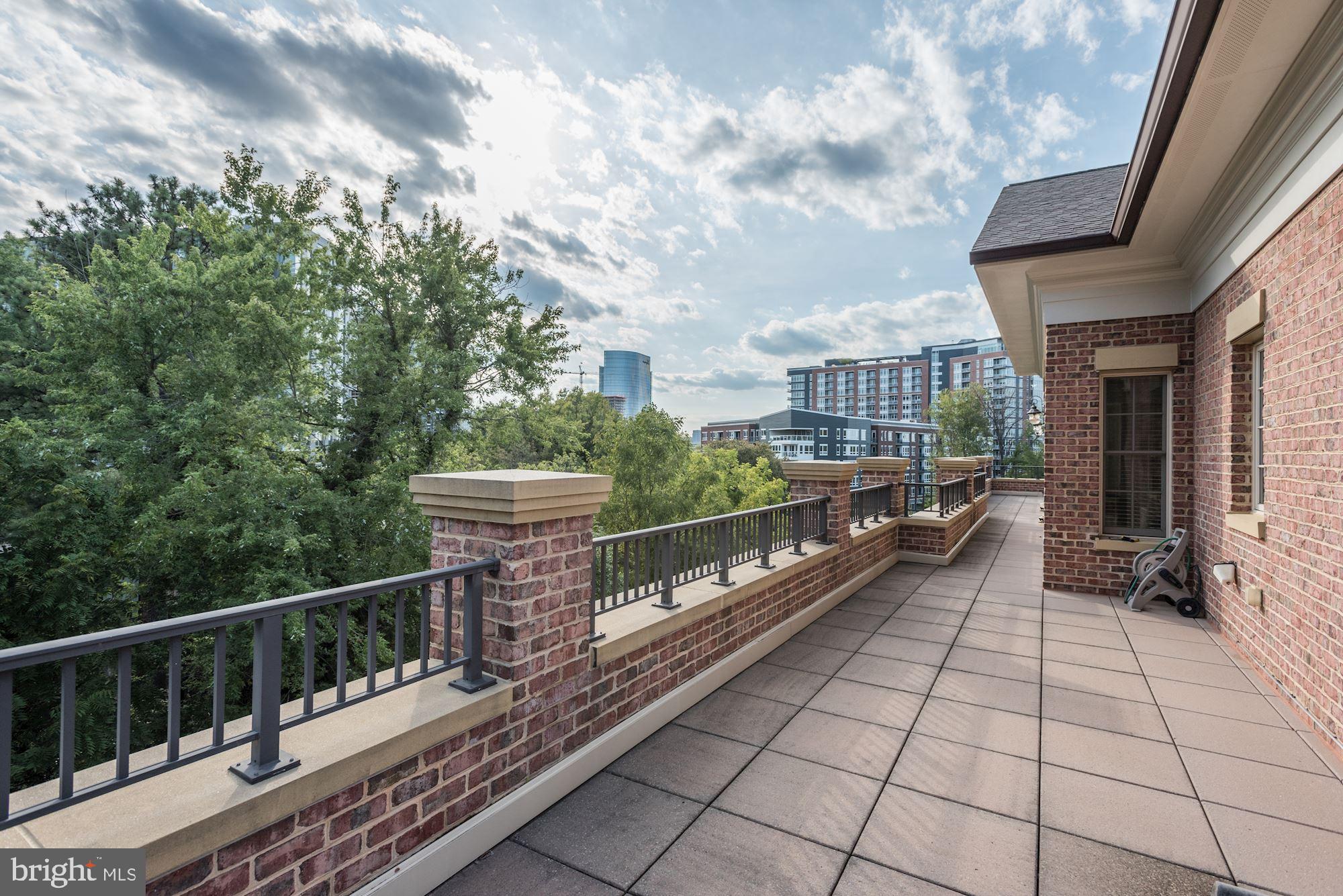 MORGAN AT MCLEAN - Residential