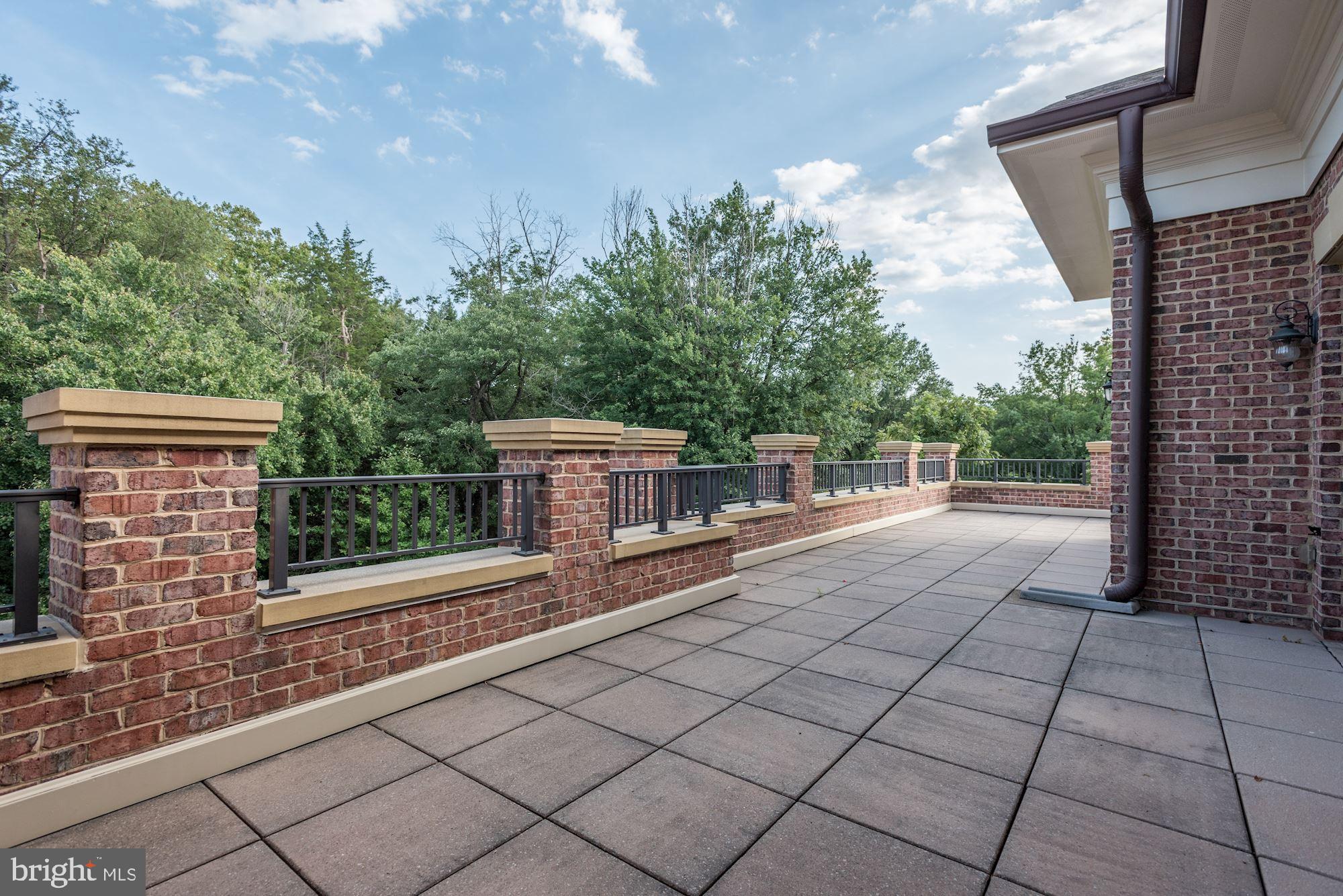 MORGAN AT MCLEAN - Residential