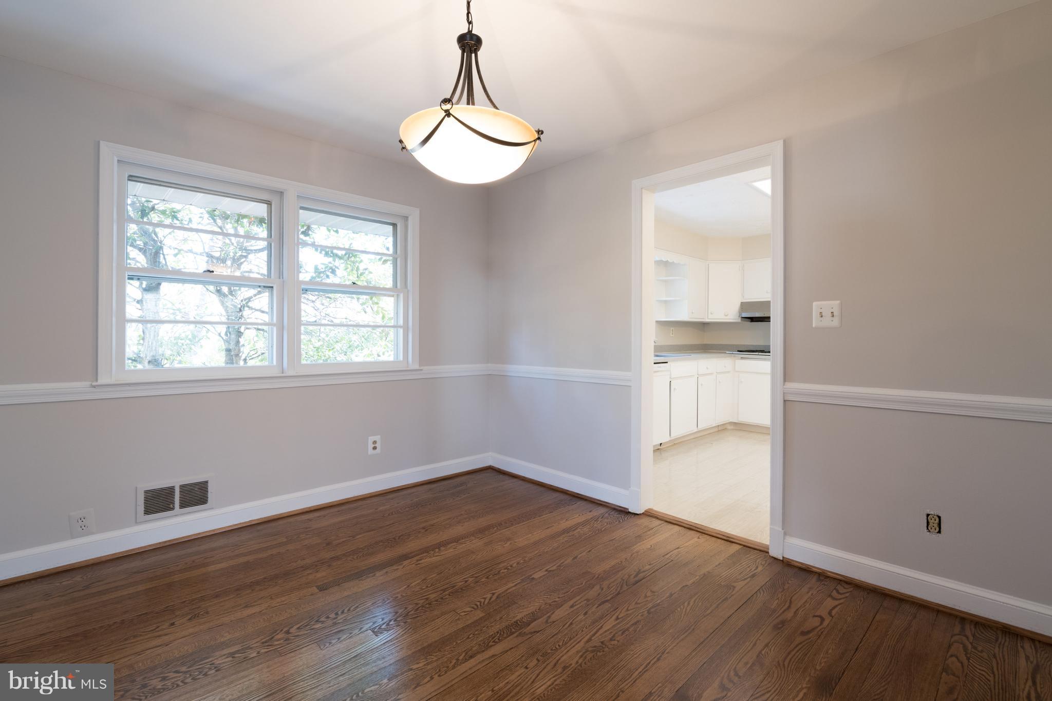 DEVON PARK - Residential