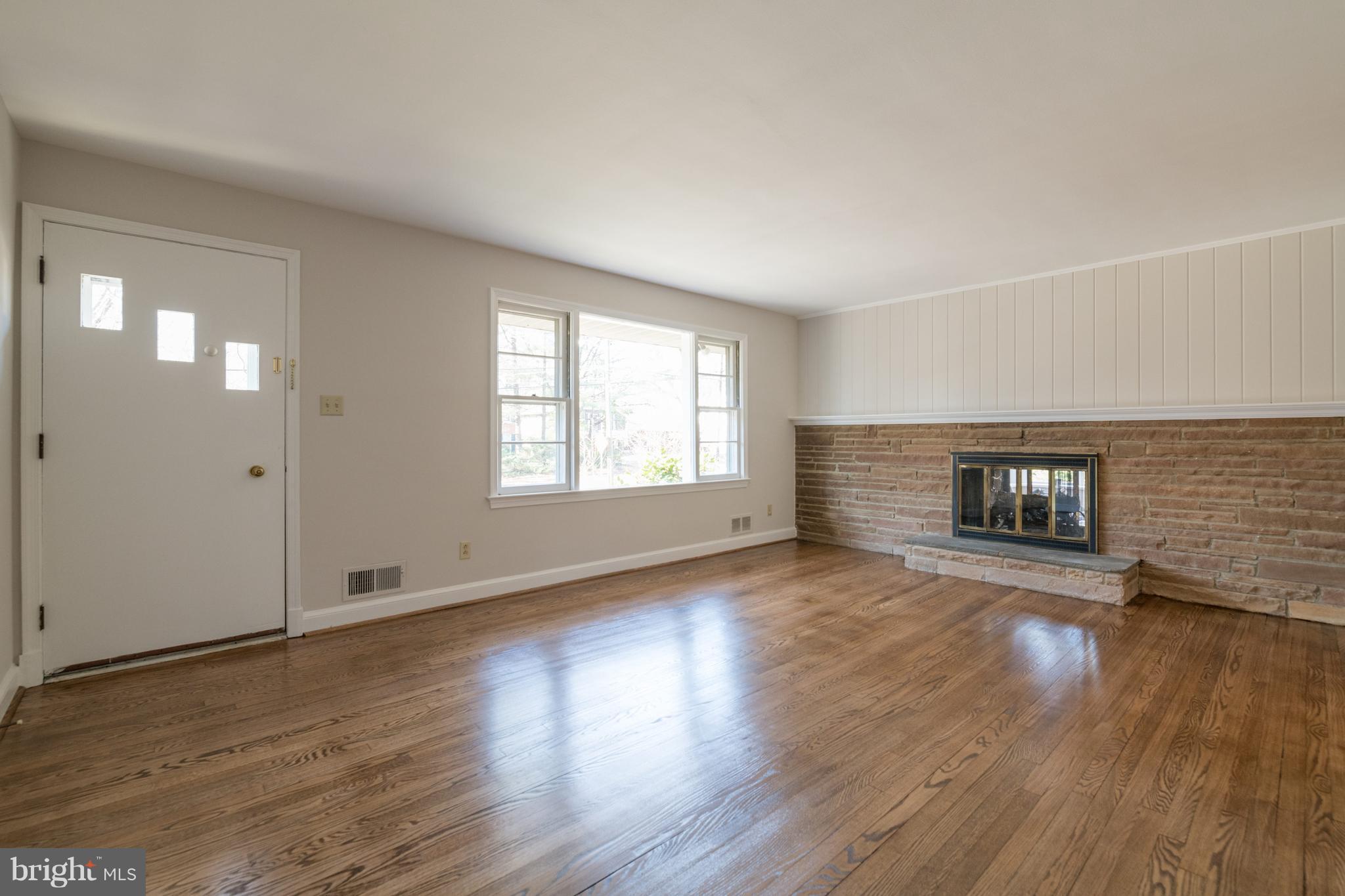 DEVON PARK - Residential