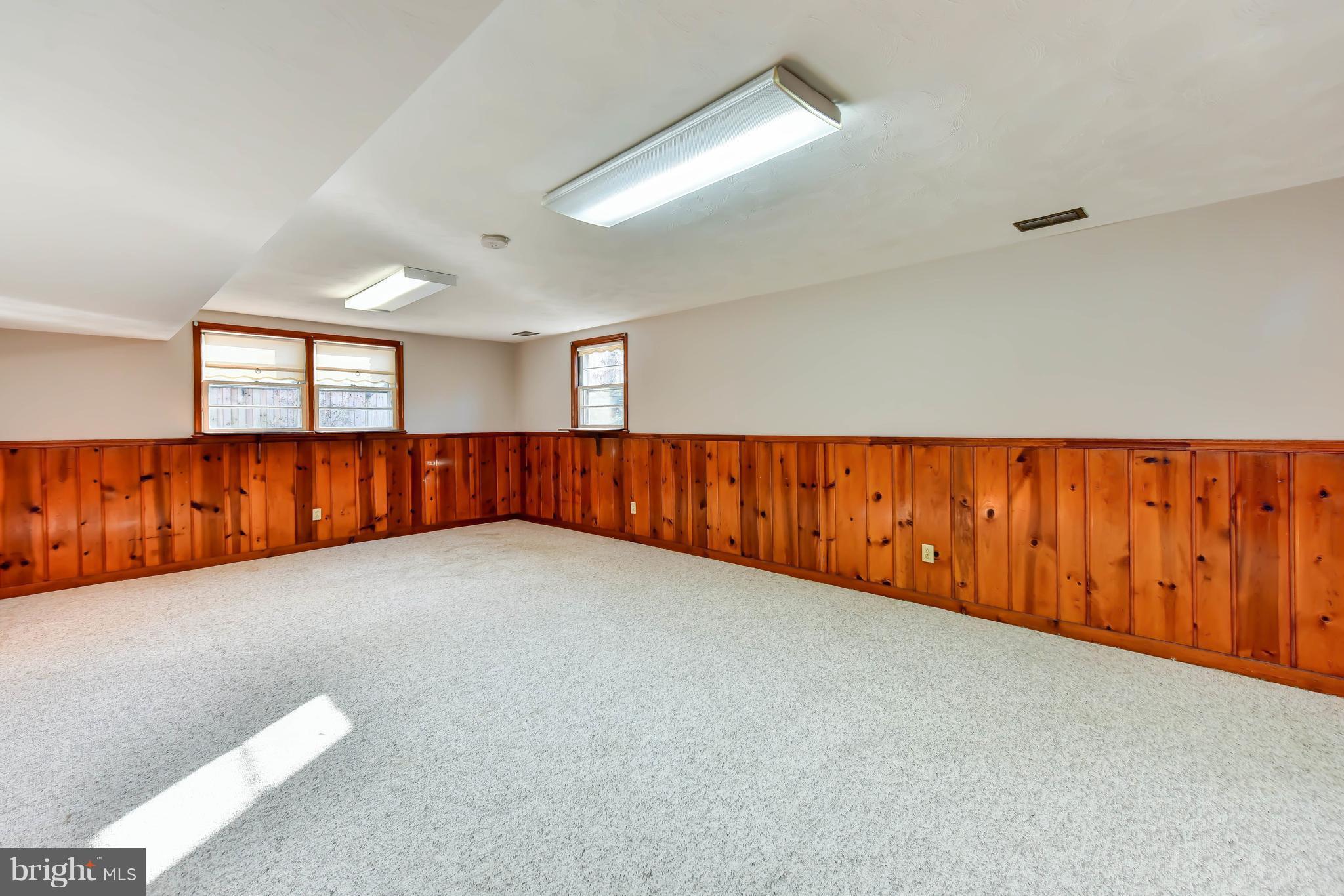 DEVON PARK - Residential