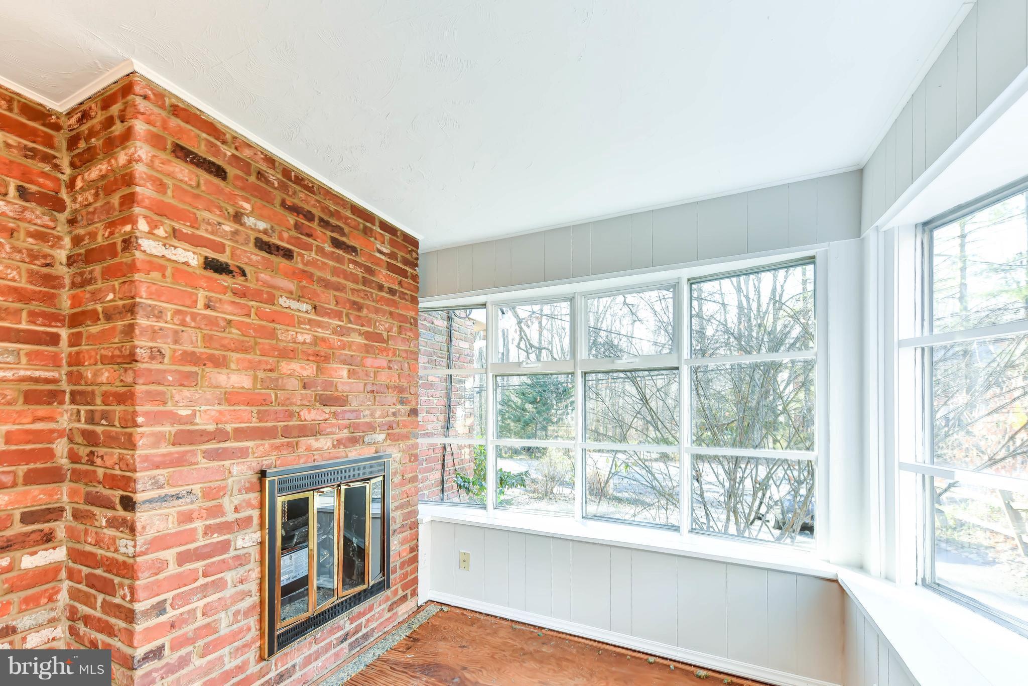 DEVON PARK - Residential