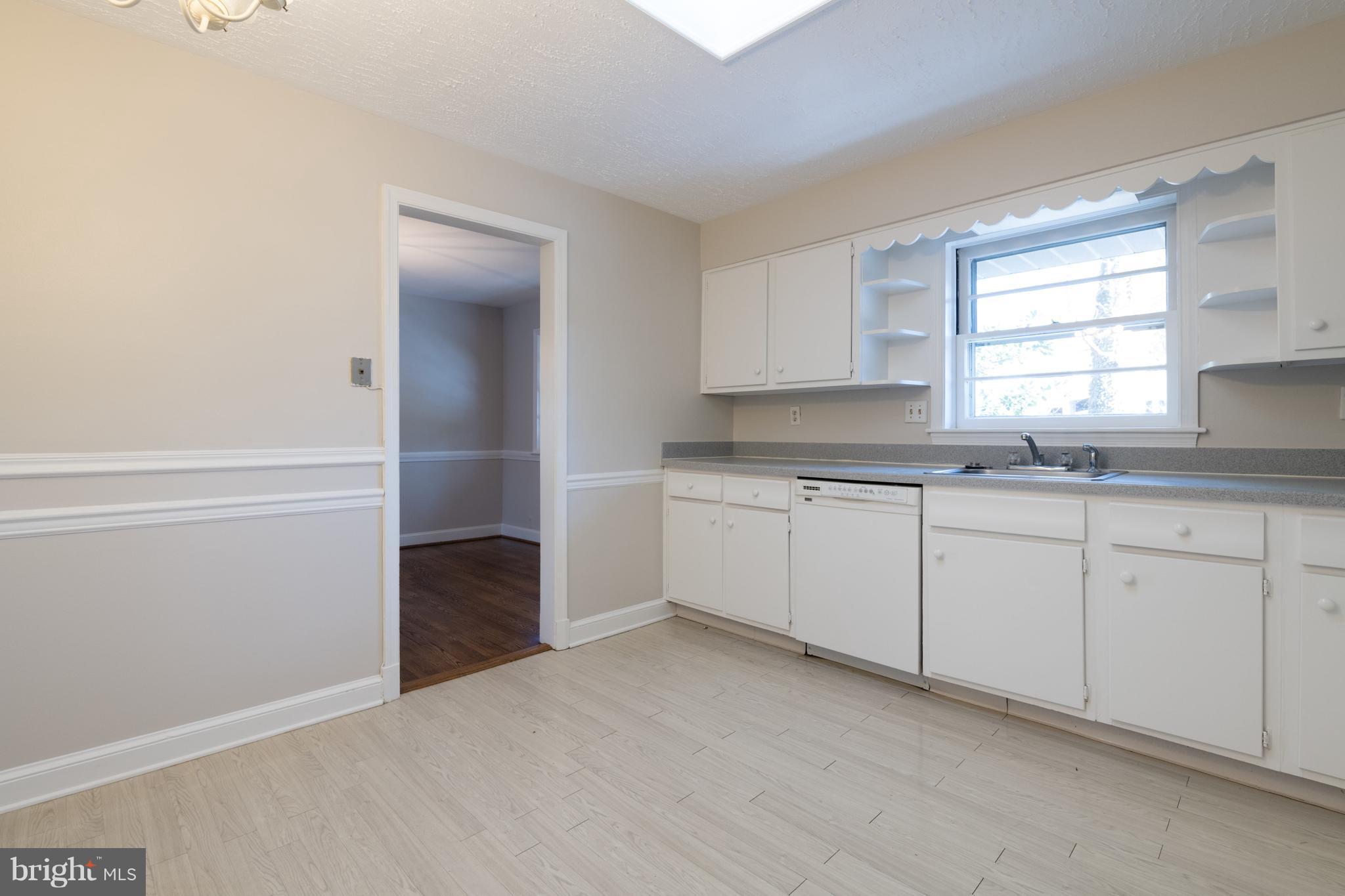 DEVON PARK - Residential