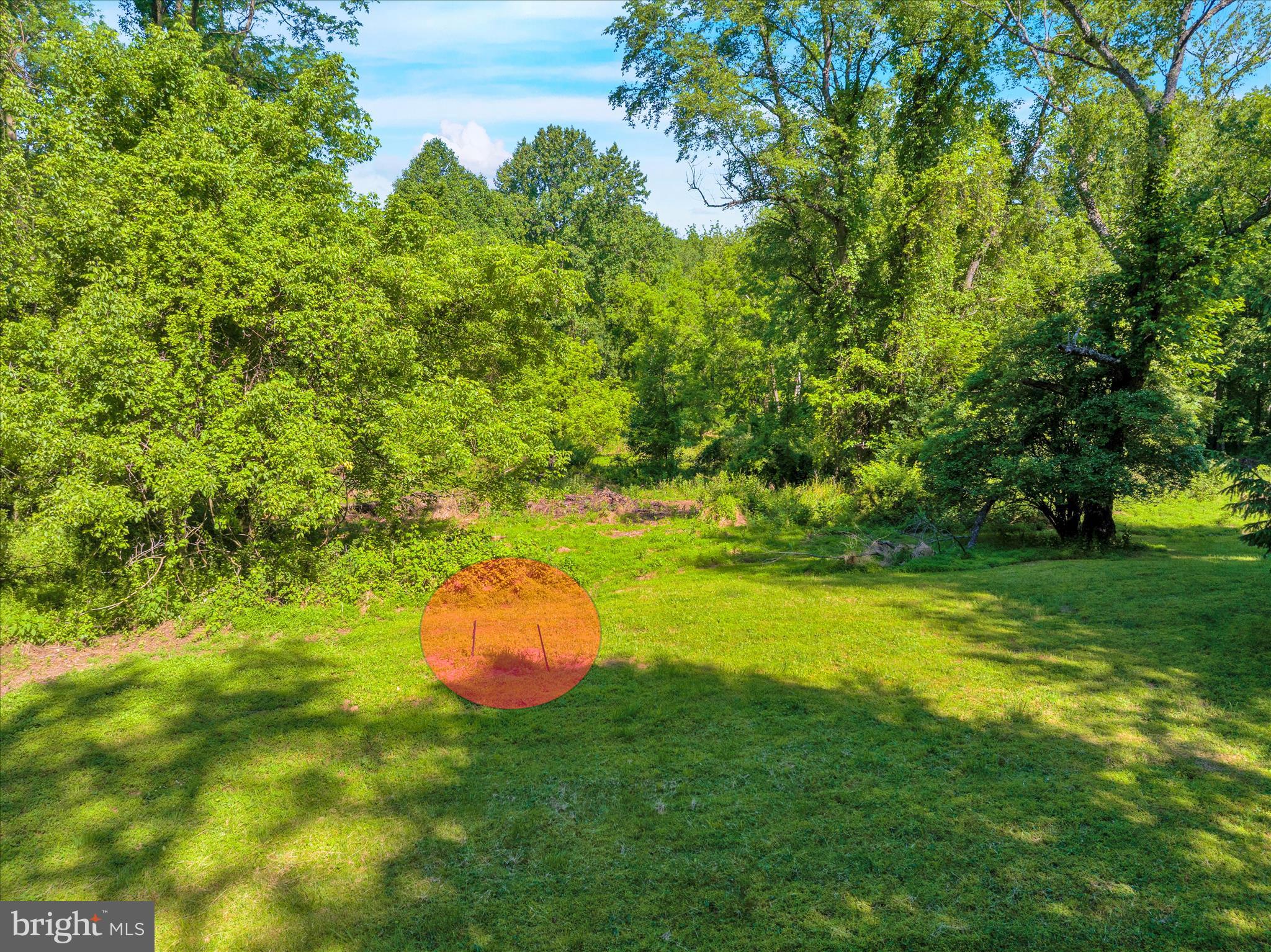 HIDDEN ACRES - Land