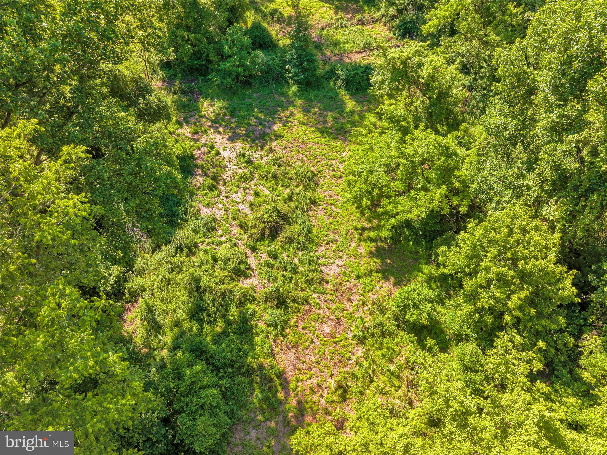 HIDDEN ACRES - Land