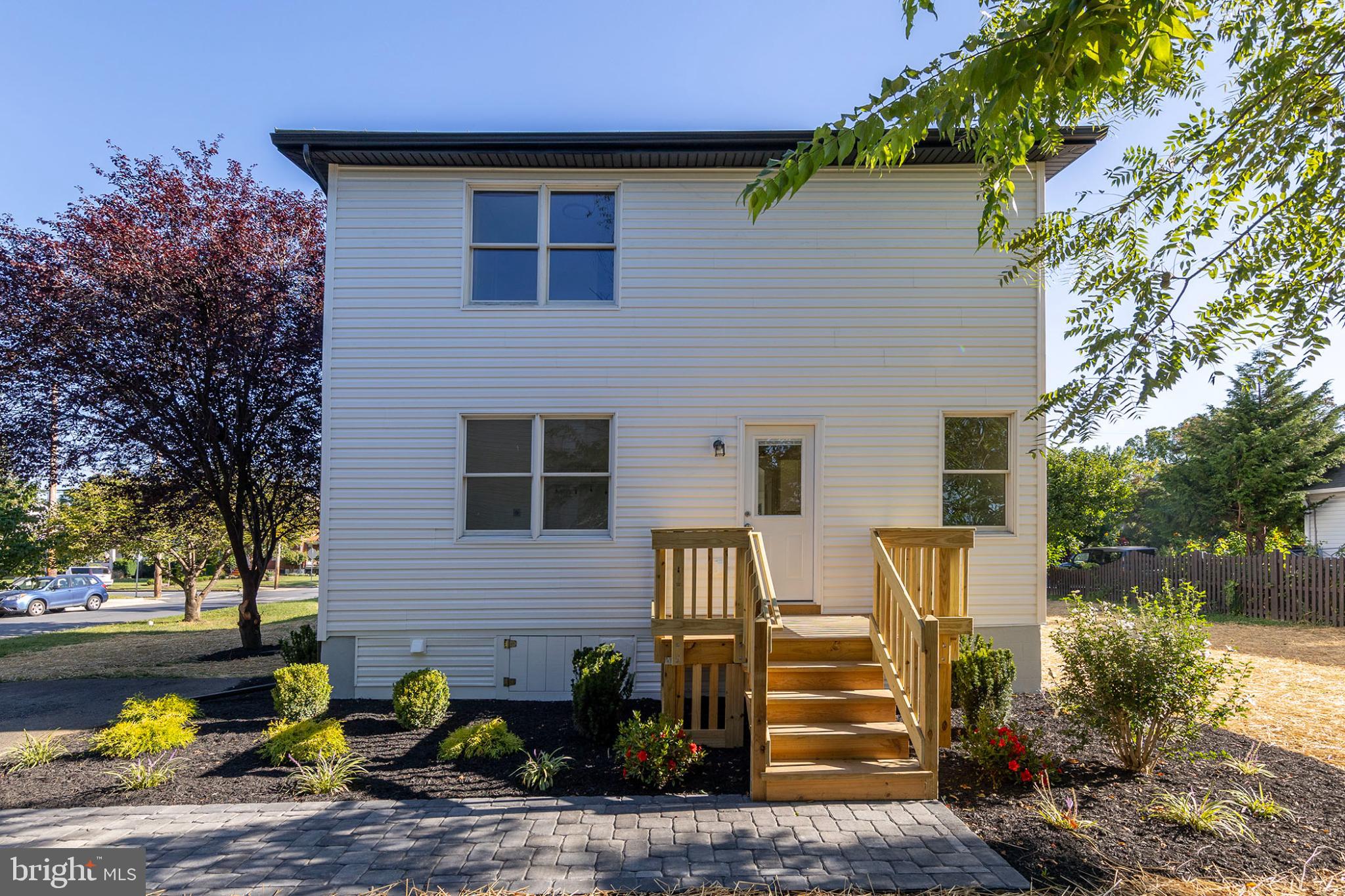 GLAIZE/HARRIS - Residential