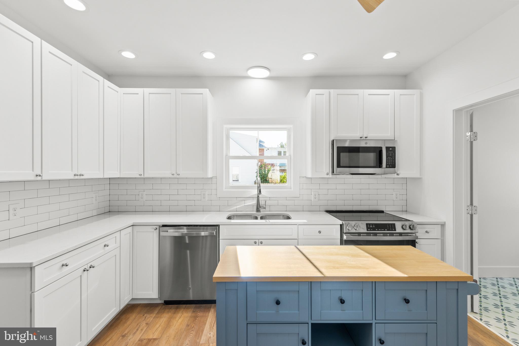 GLAIZE/HARRIS - Residential