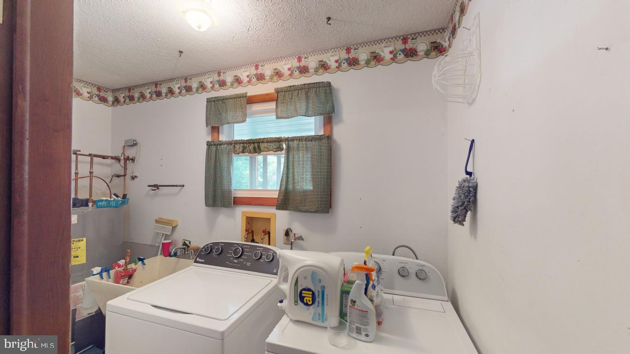 AIRPORT ADDITION - Residential