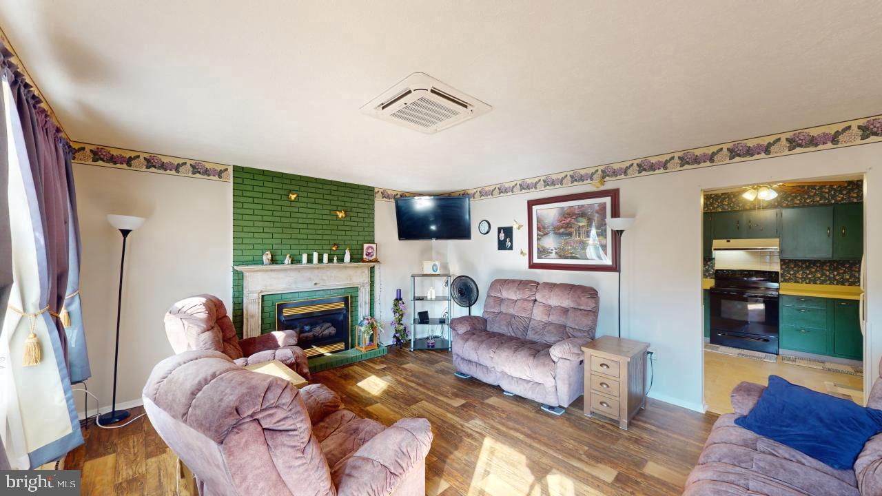 AIRPORT ADDITION - Residential