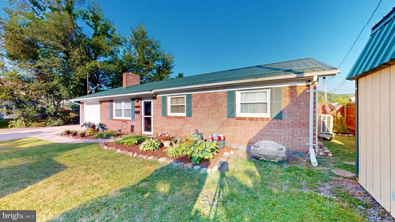 AIRPORT ADDITION - Residential