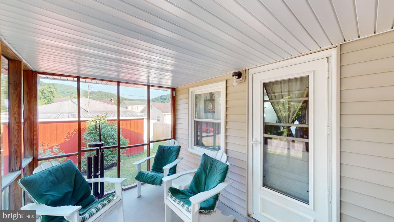 AIRPORT ADDITION - Residential