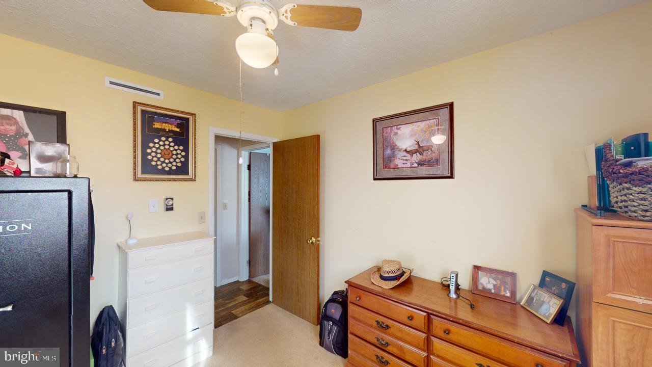 AIRPORT ADDITION - Residential