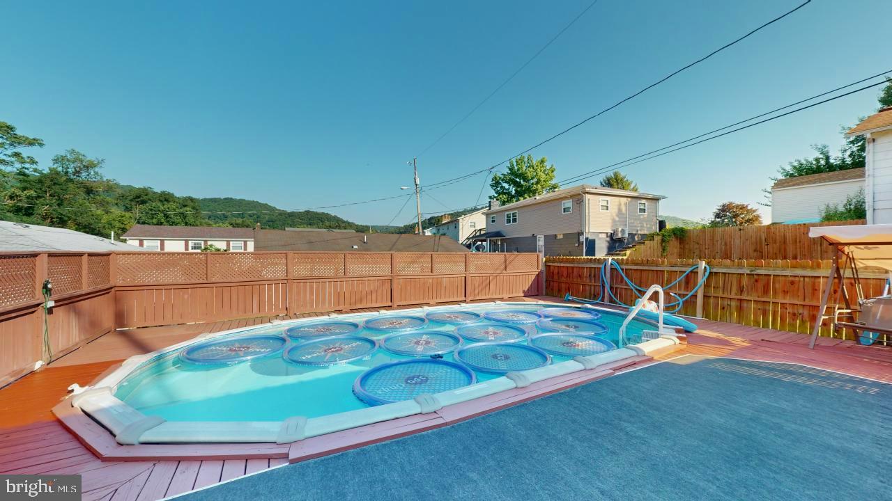 AIRPORT ADDITION - Residential