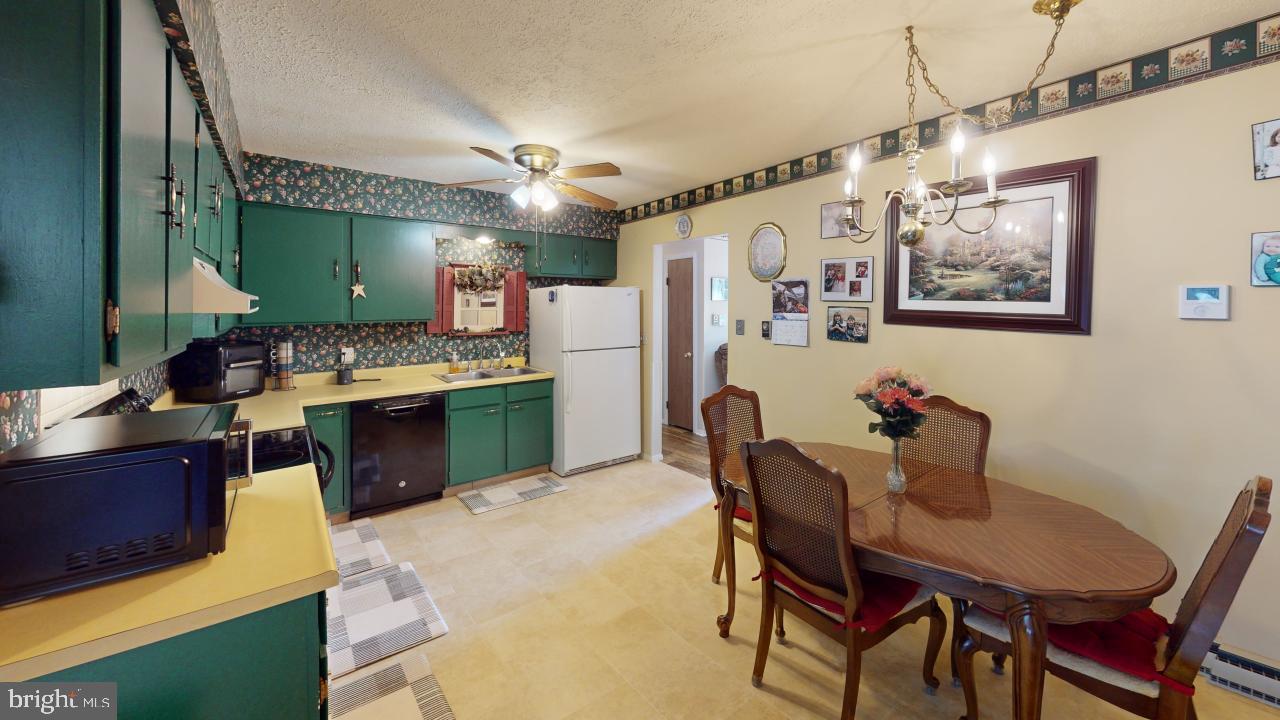 AIRPORT ADDITION - Residential