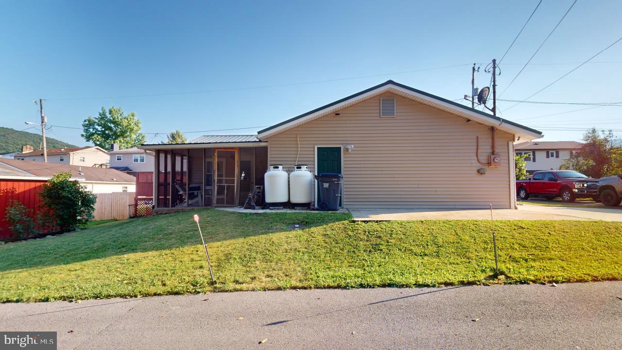 AIRPORT ADDITION - Residential