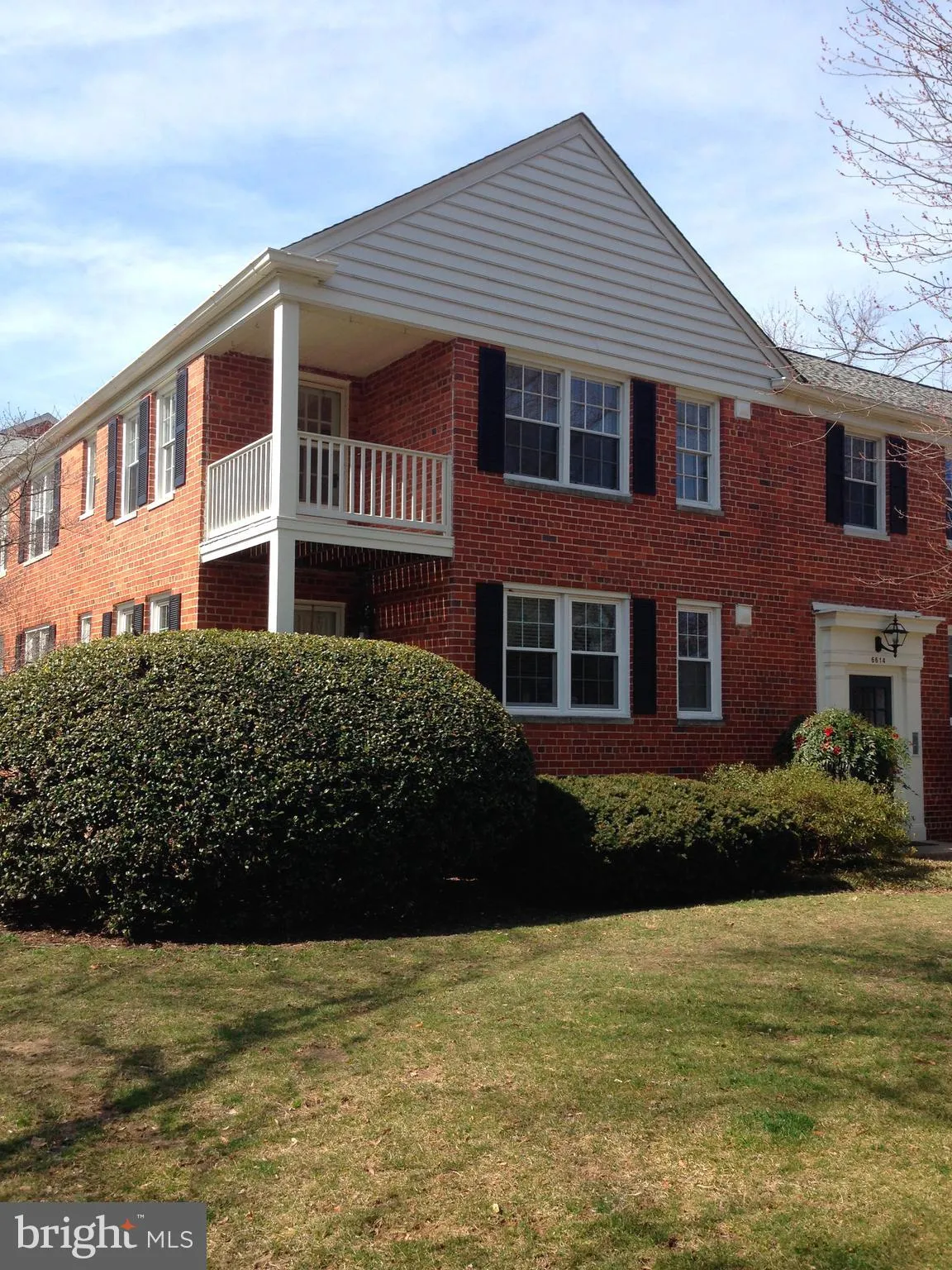 6614 Boulevard View Unit B1, Alexandria, VA 22307