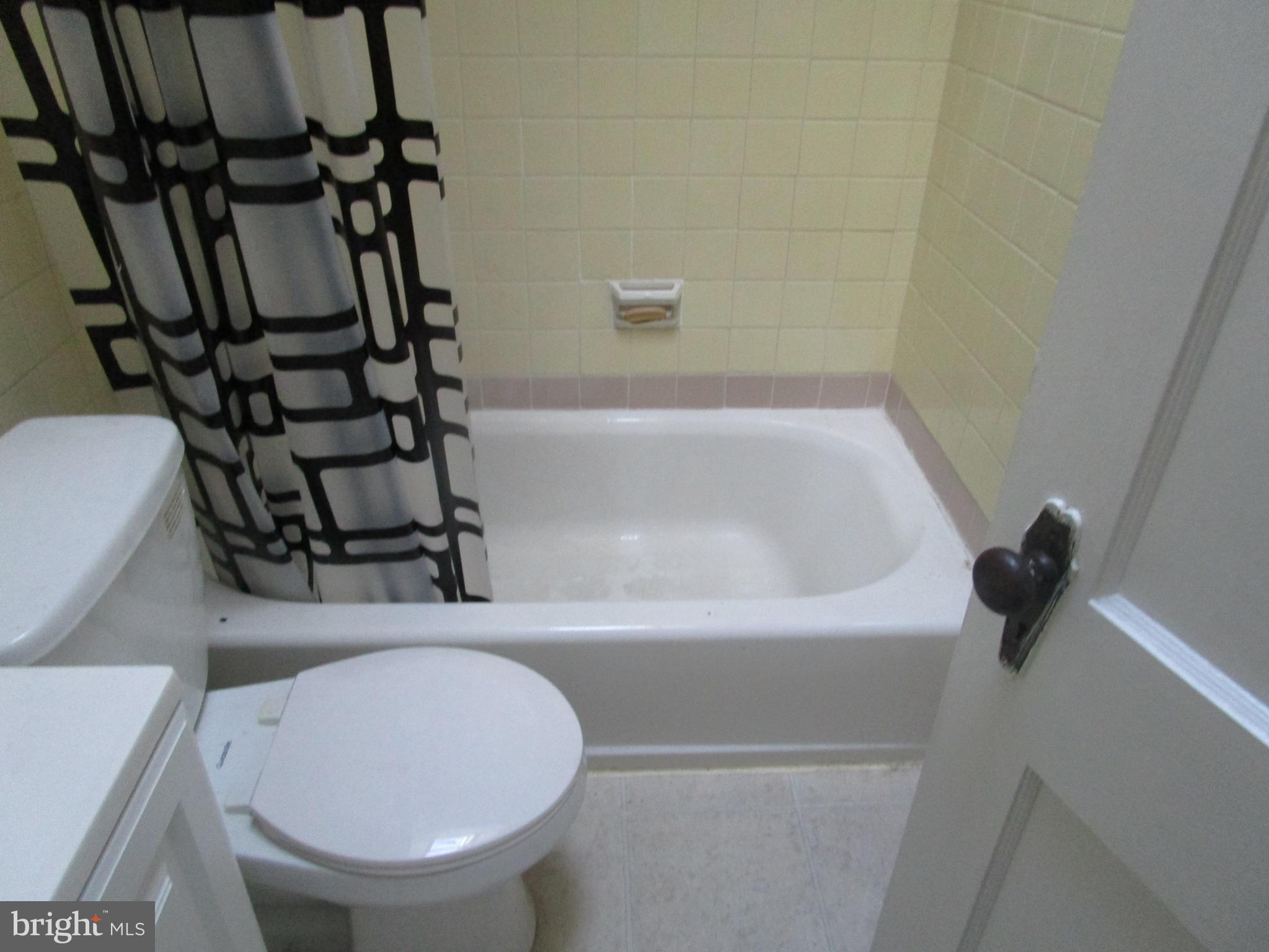 MAYFAIR (WEST) - Residential Income