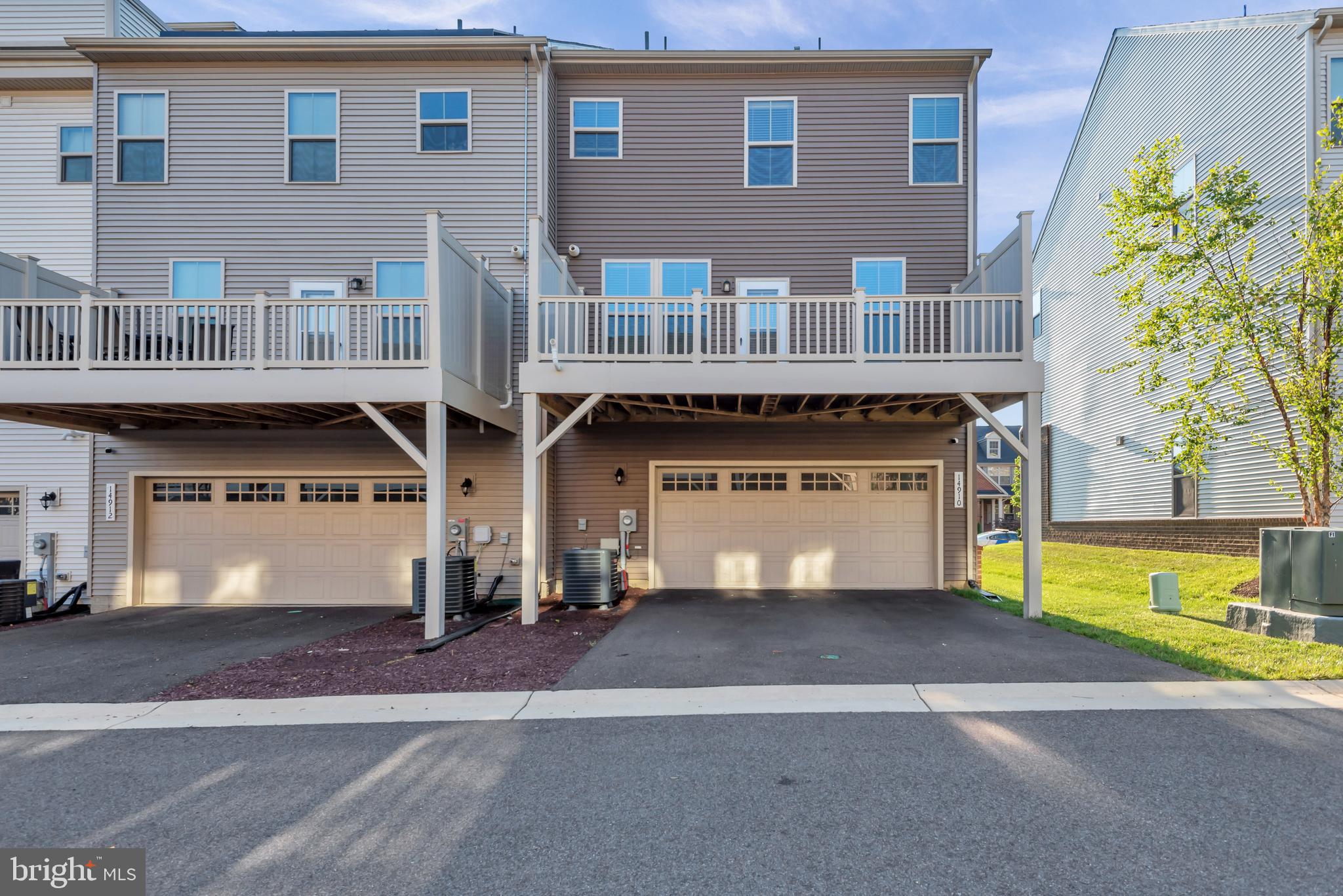 TIMOTHY BRANCH TOWNS - Residential