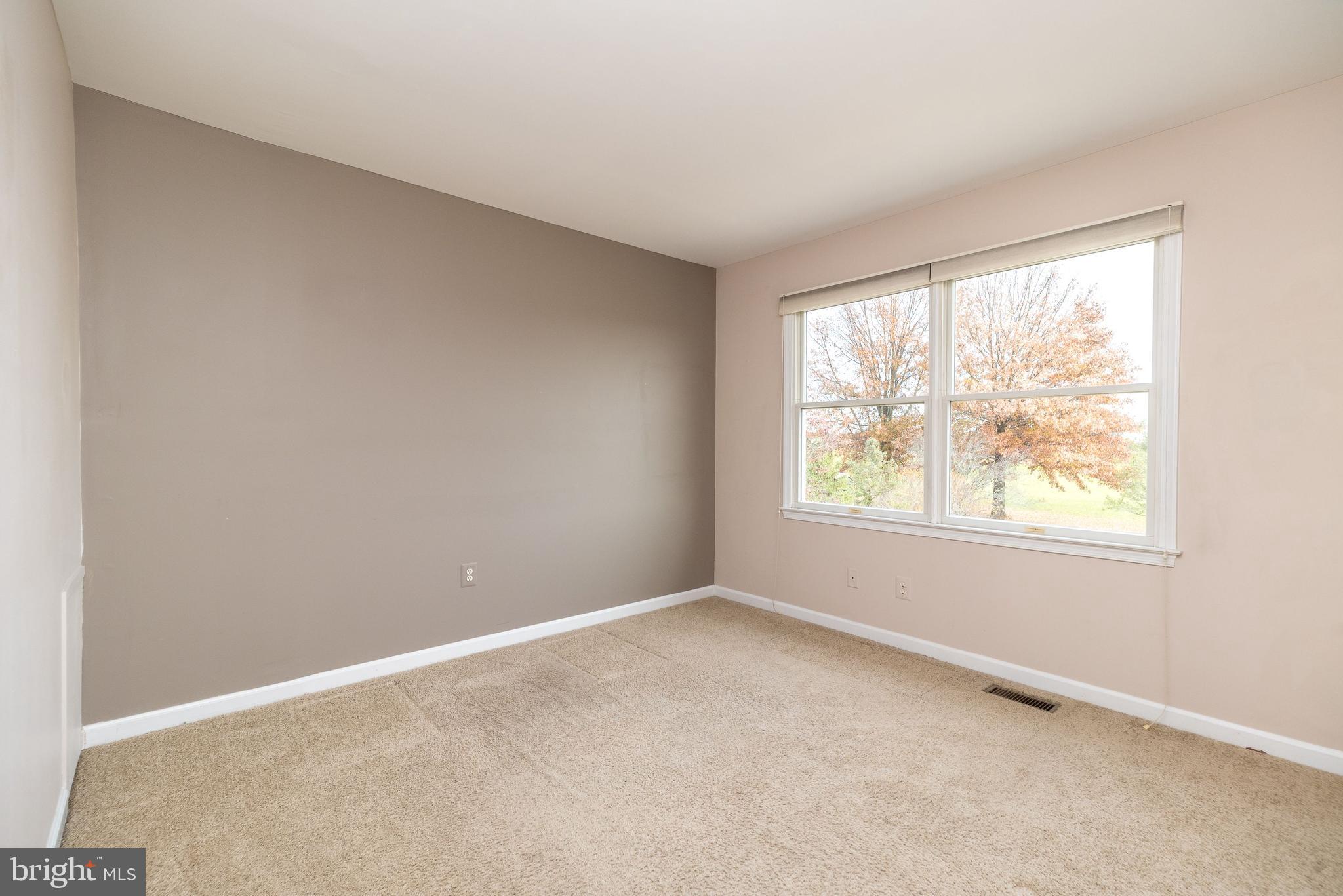 BRIDLE ESTATES - Residential