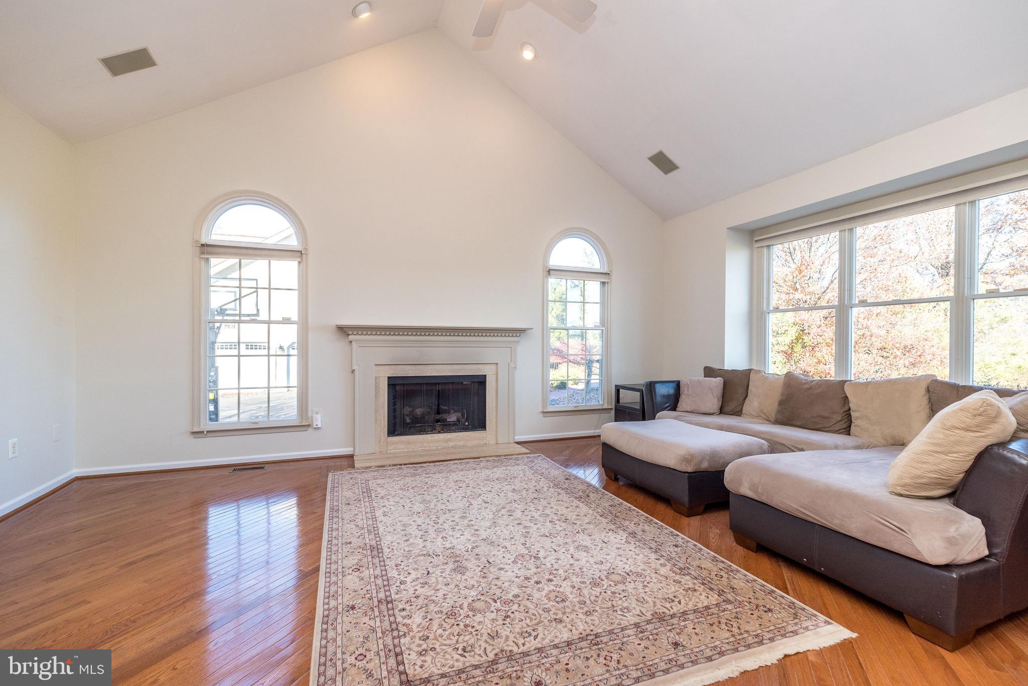 BRIDLE ESTATES - Residential