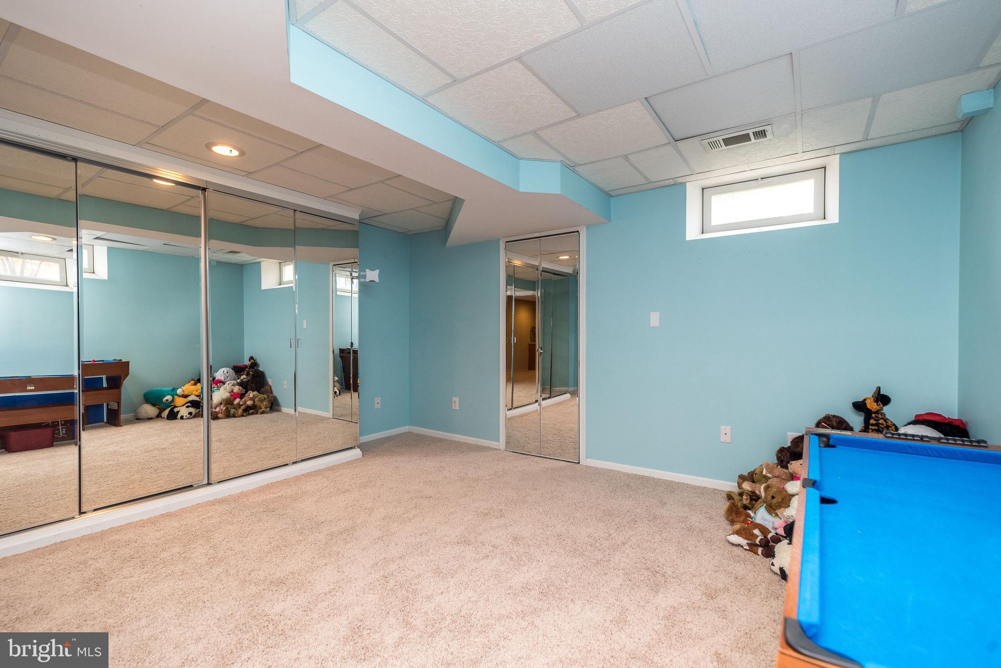 BRIDLE ESTATES - Residential