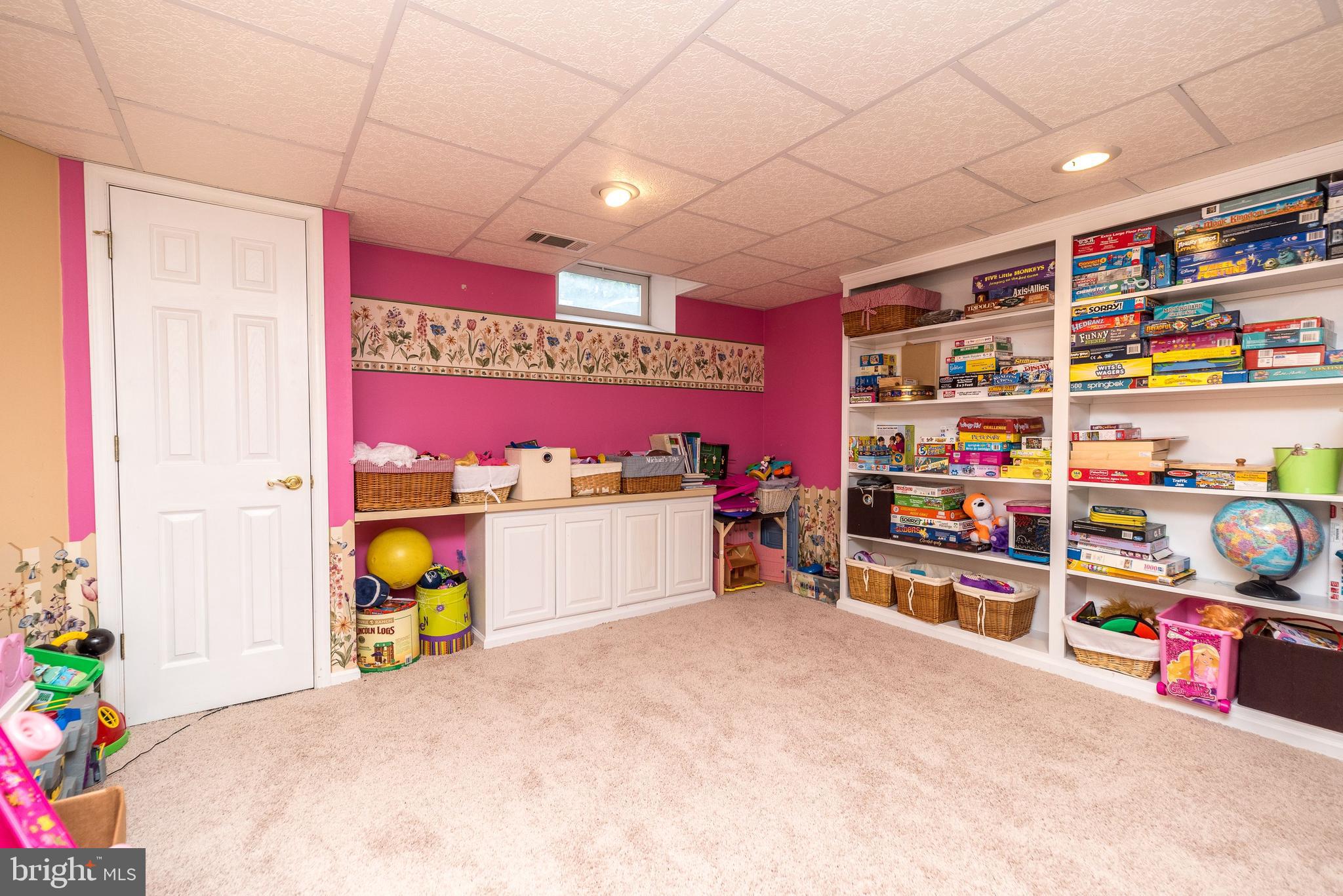 BRIDLE ESTATES - Residential