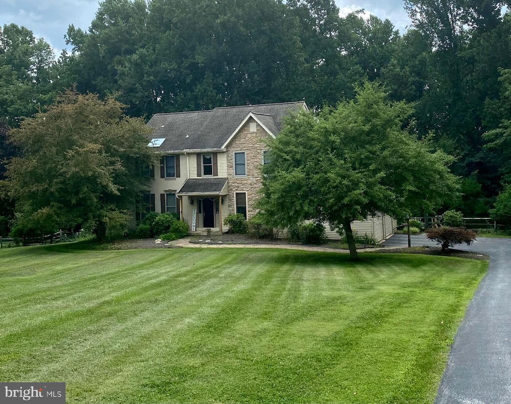 Photo of 15 Highgate Lane, GLENMOORE, PA 19343 (MLS # PACT2117506)