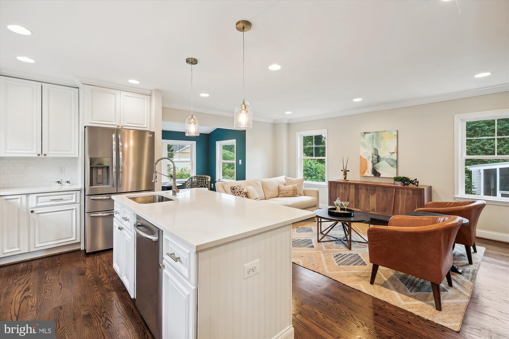 KENSINGTON VIEW - Residential