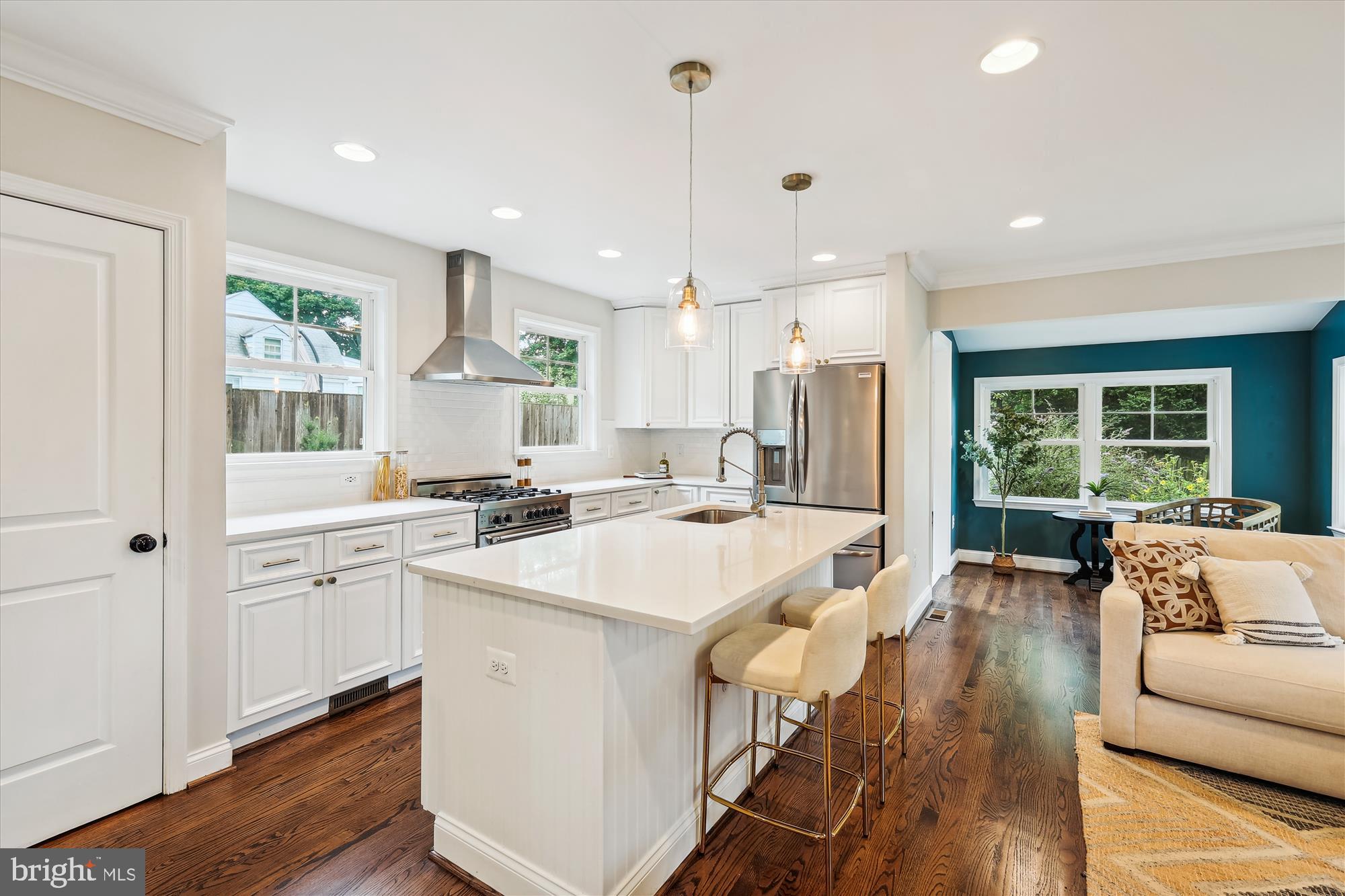 KENSINGTON VIEW - Residential