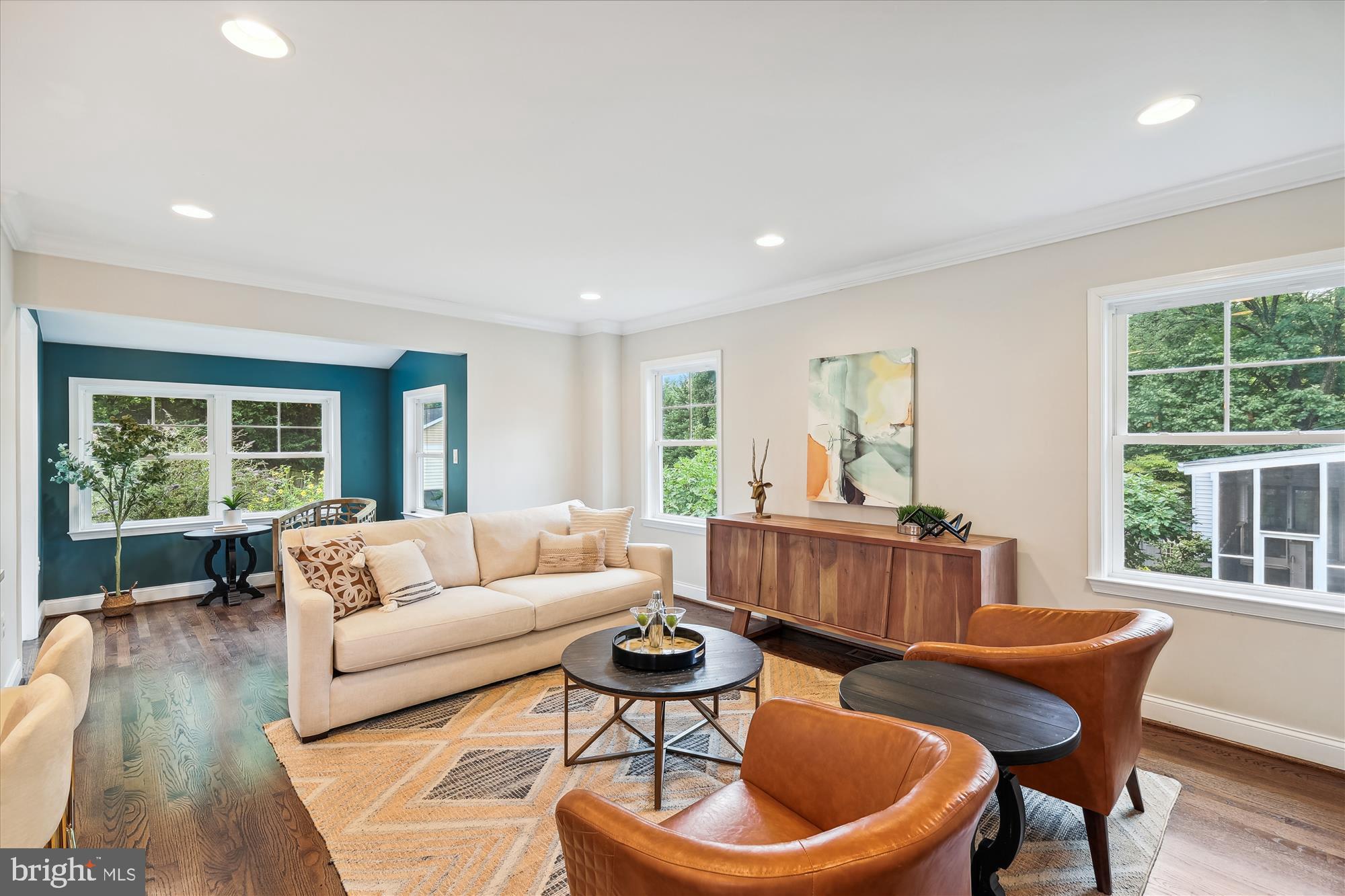 KENSINGTON VIEW - Residential