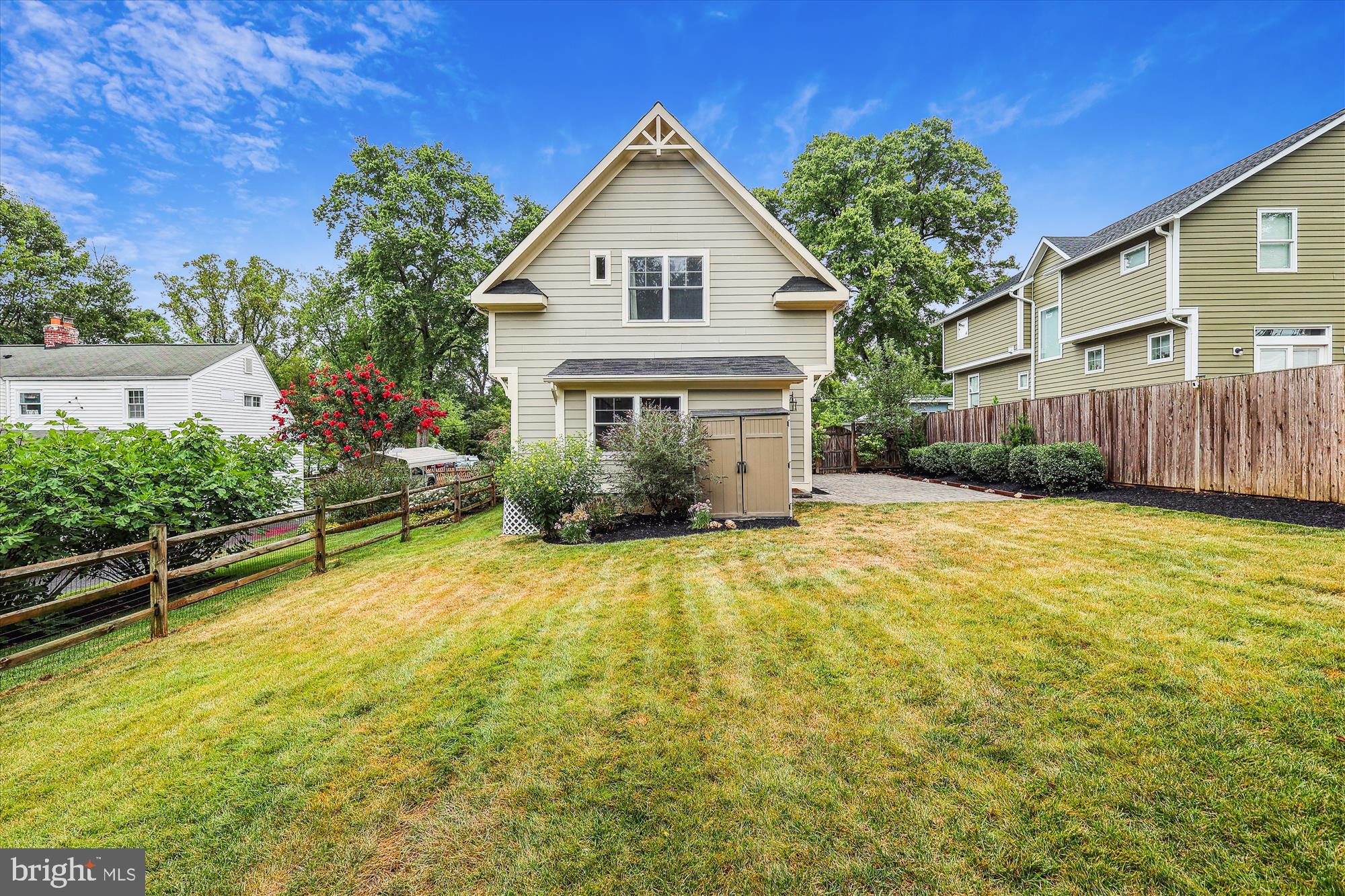 KENSINGTON VIEW - Residential