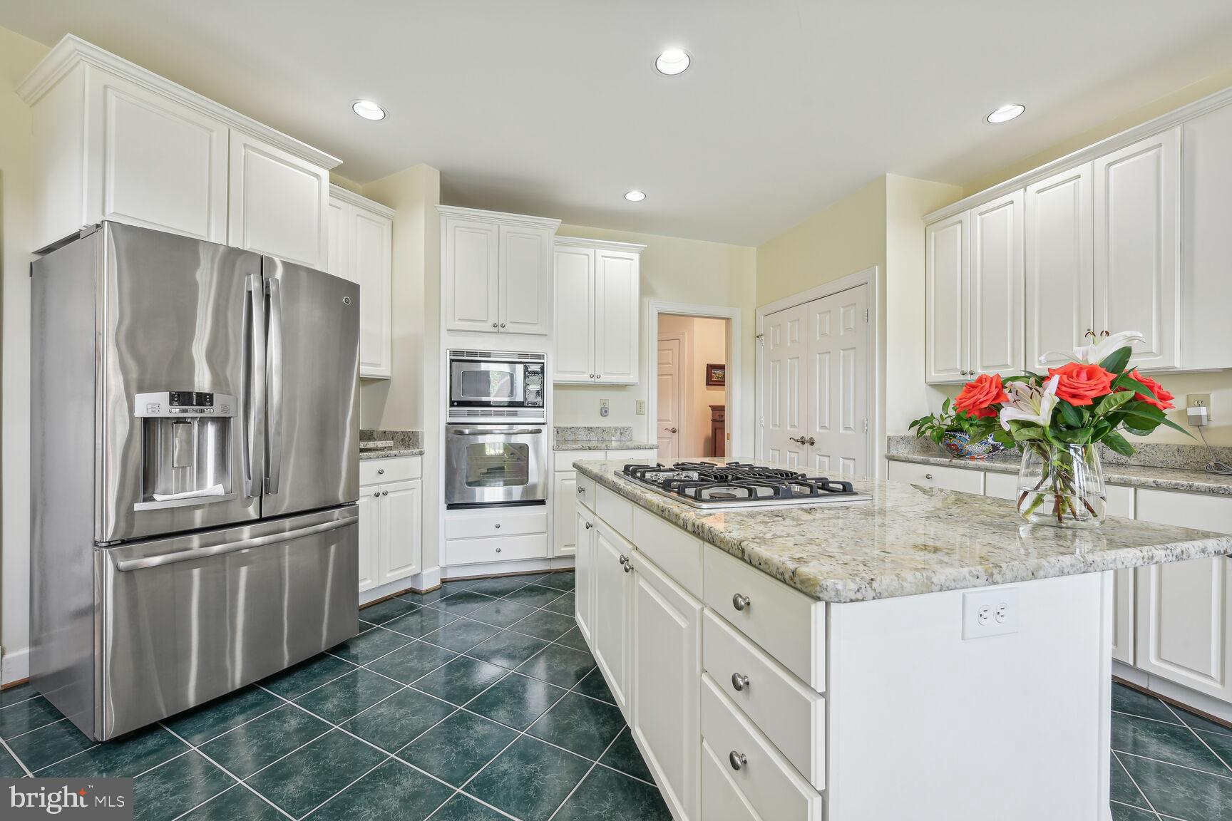 ASHGROVE PLANTATION - Residential