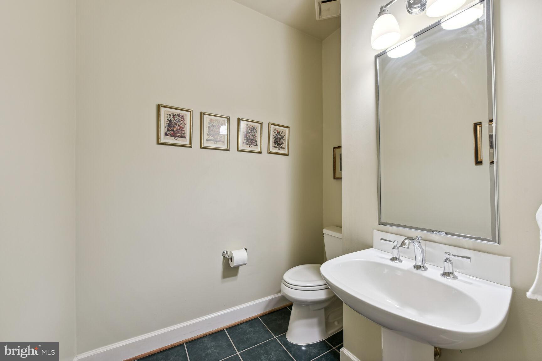 ASHGROVE PLANTATION - Residential