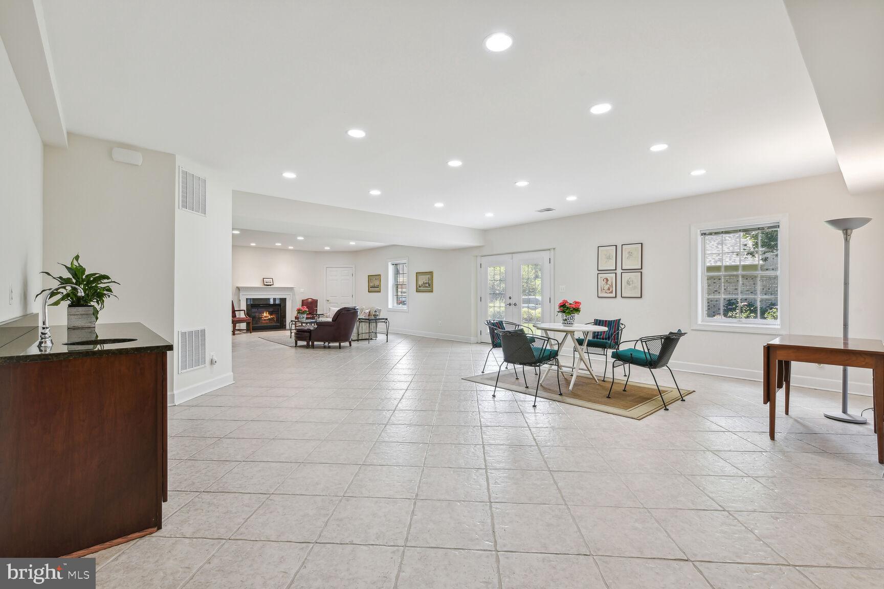 ASHGROVE PLANTATION - Residential