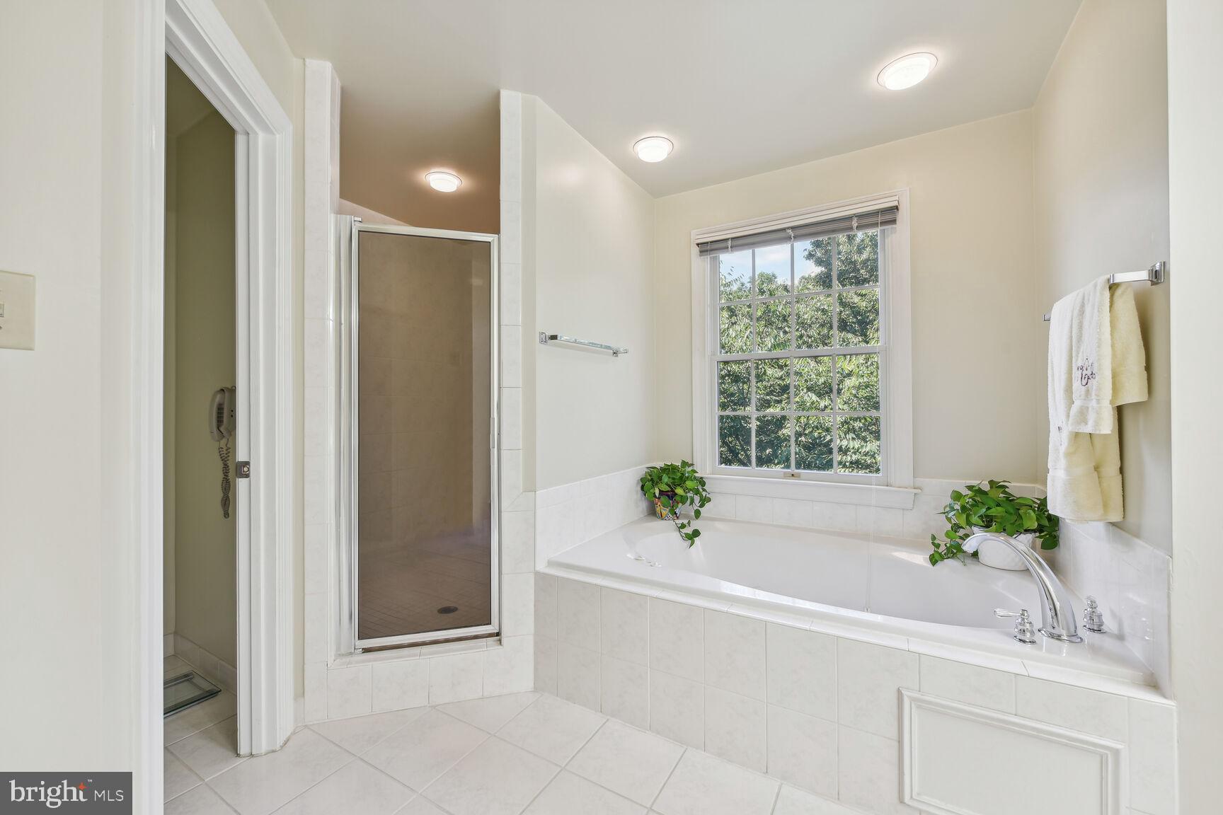 ASHGROVE PLANTATION - Residential